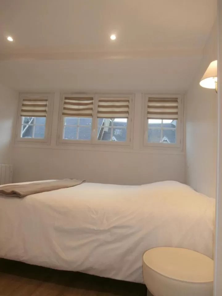 Bed in au Claire de lune