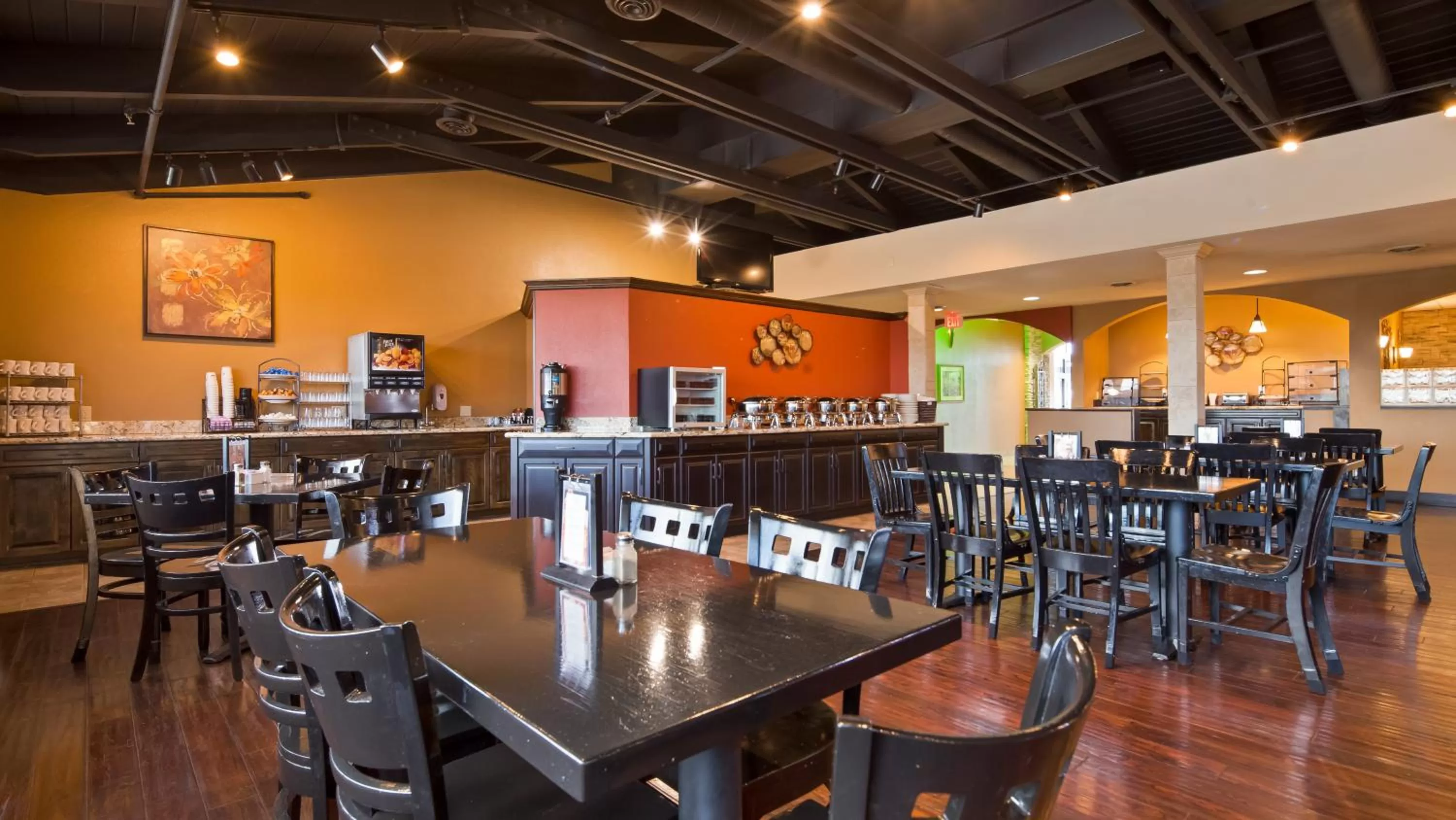 Buffet breakfast in Best Western Plus Raton Hotel