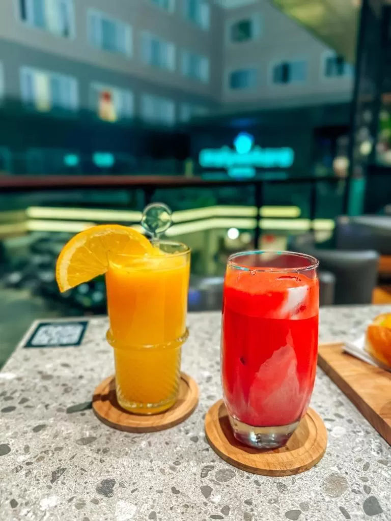 Food and drinks in Malyabhara Hotel