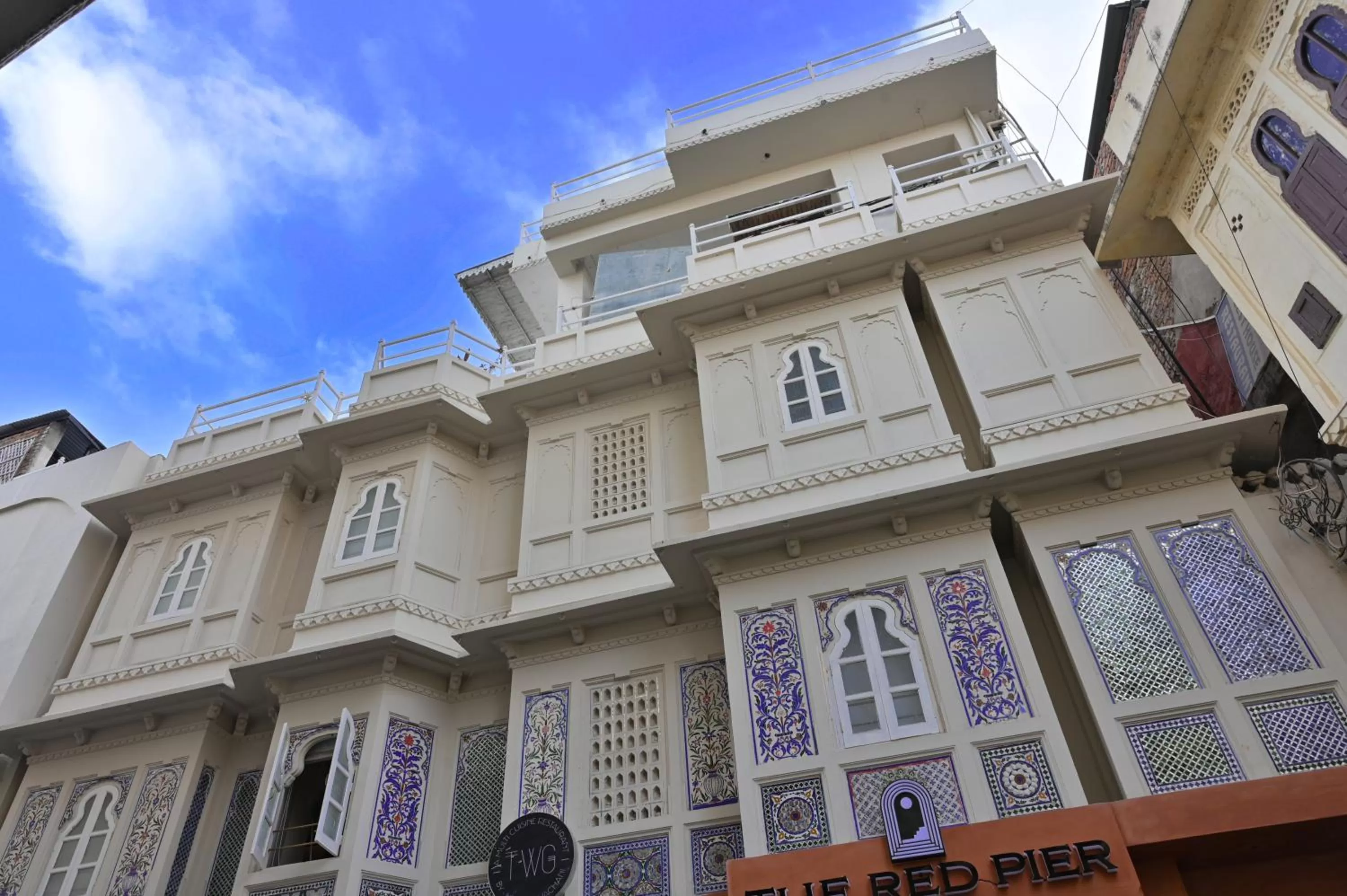 Property building in The Red Pier - My Downtown Hotels