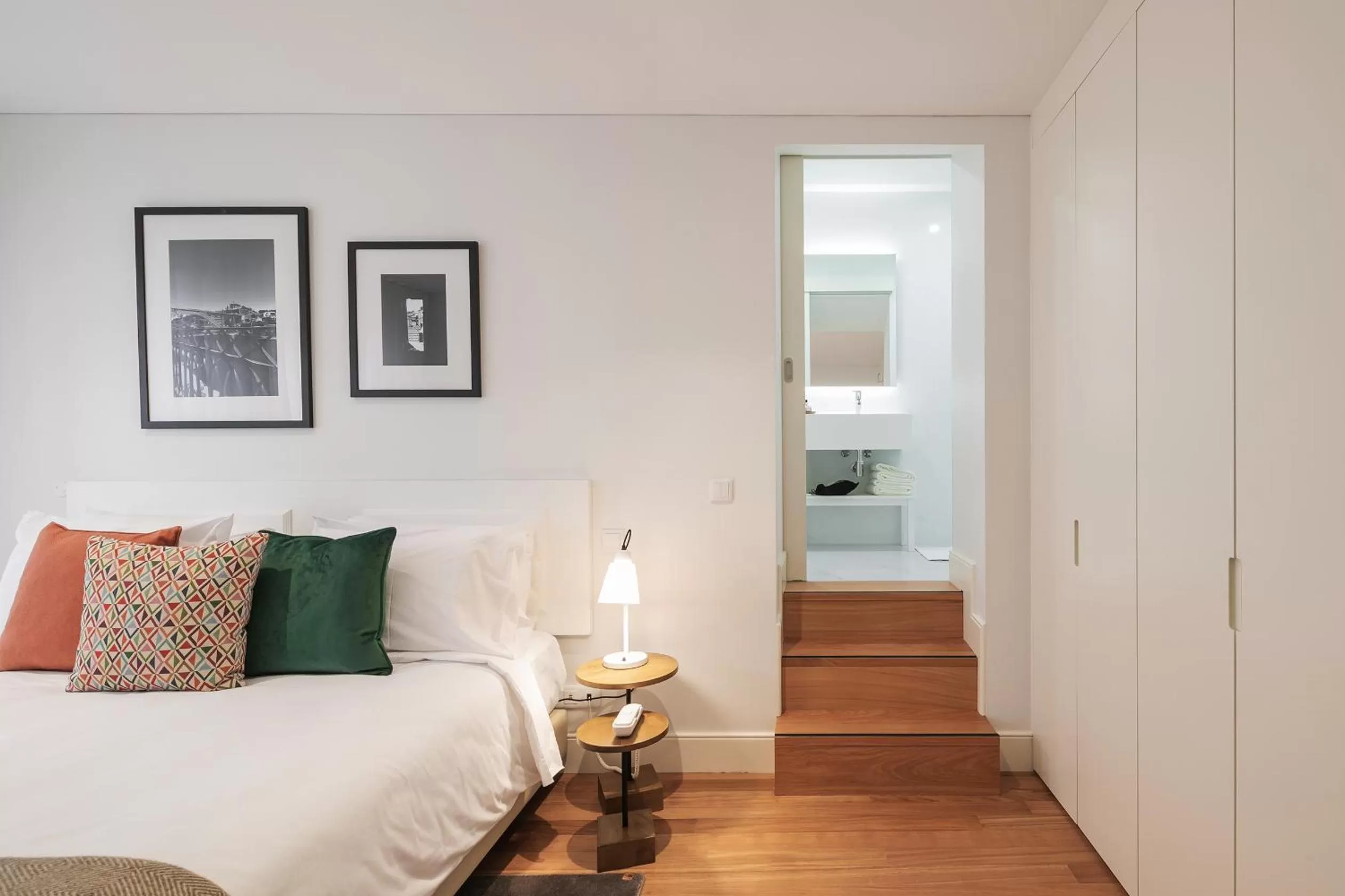 Bed in Porto River Infante