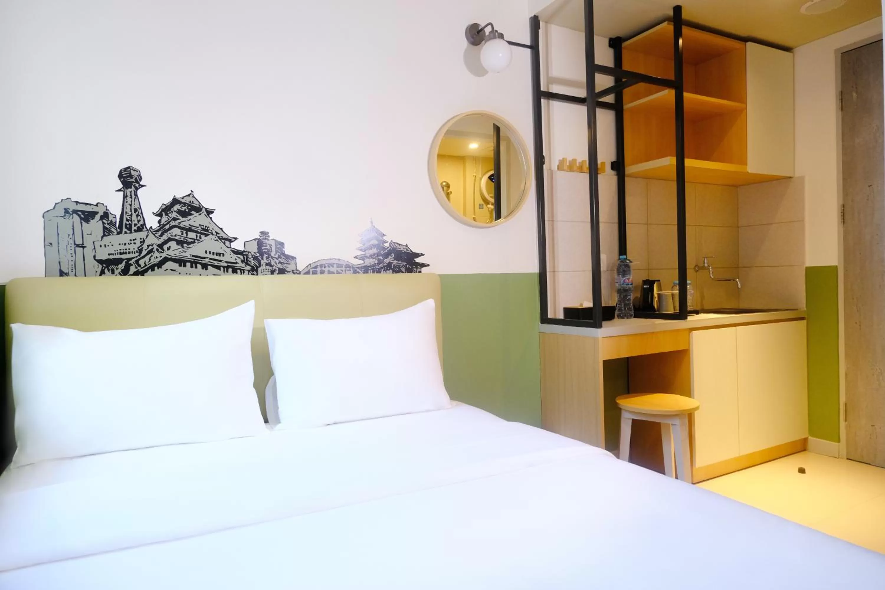 Bed in Hotel Osaka PIK2