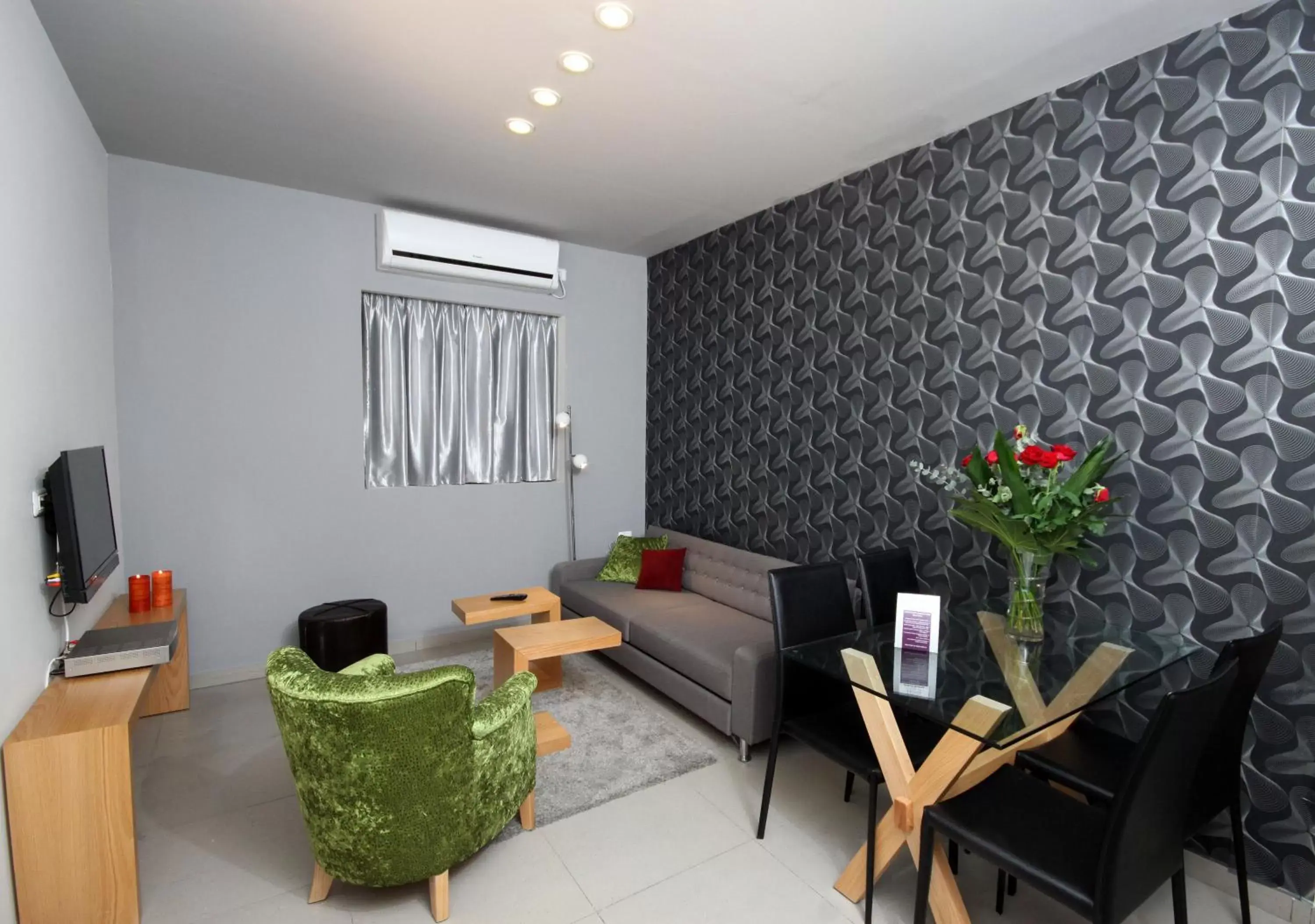 Executive Suite with balcony in Hillel 11 Hotel Executive Suite with balcony in Hillel 11 Hotel