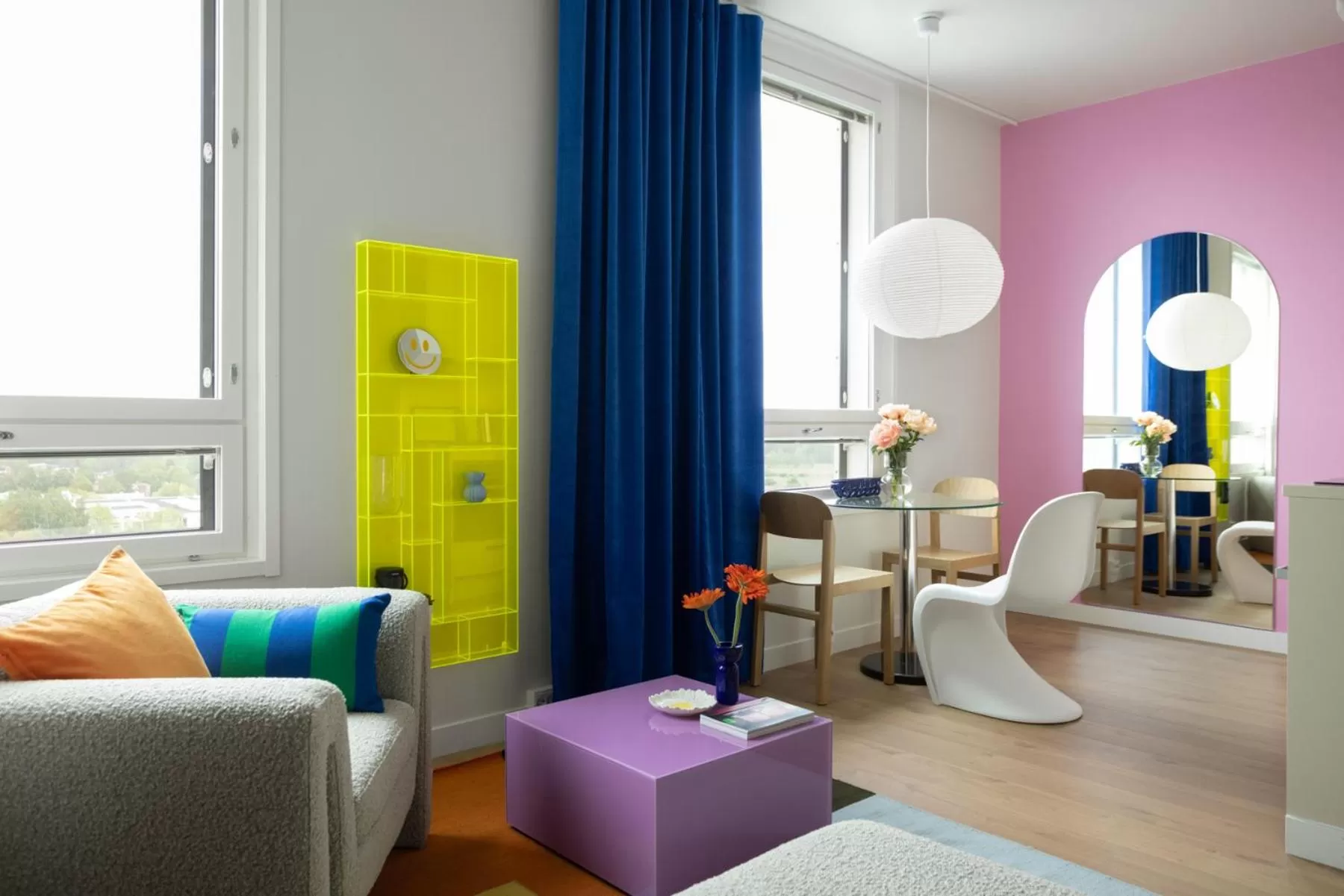 Living room in Noli Malmi