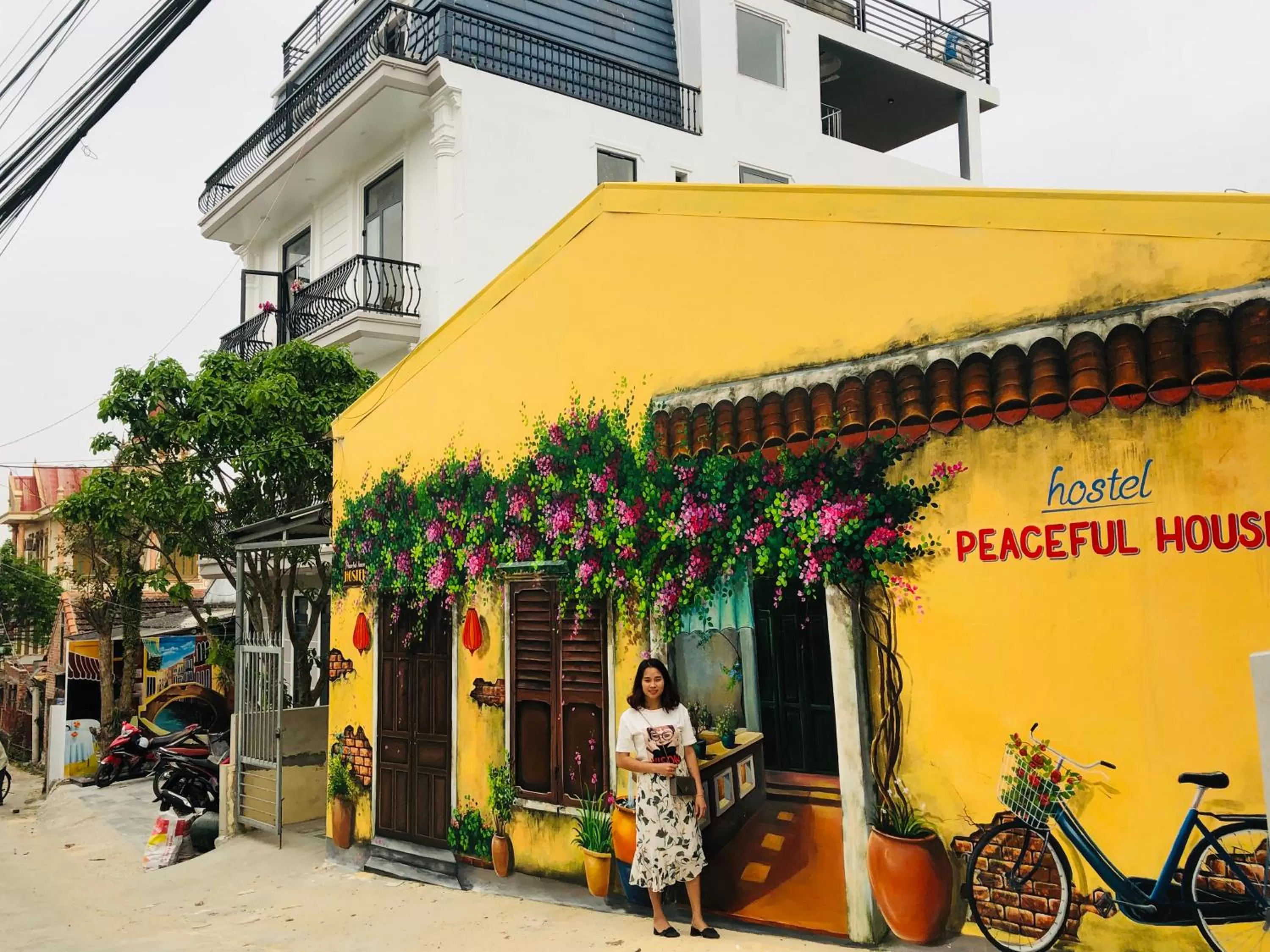 Property Building in Peaceful House Hostel