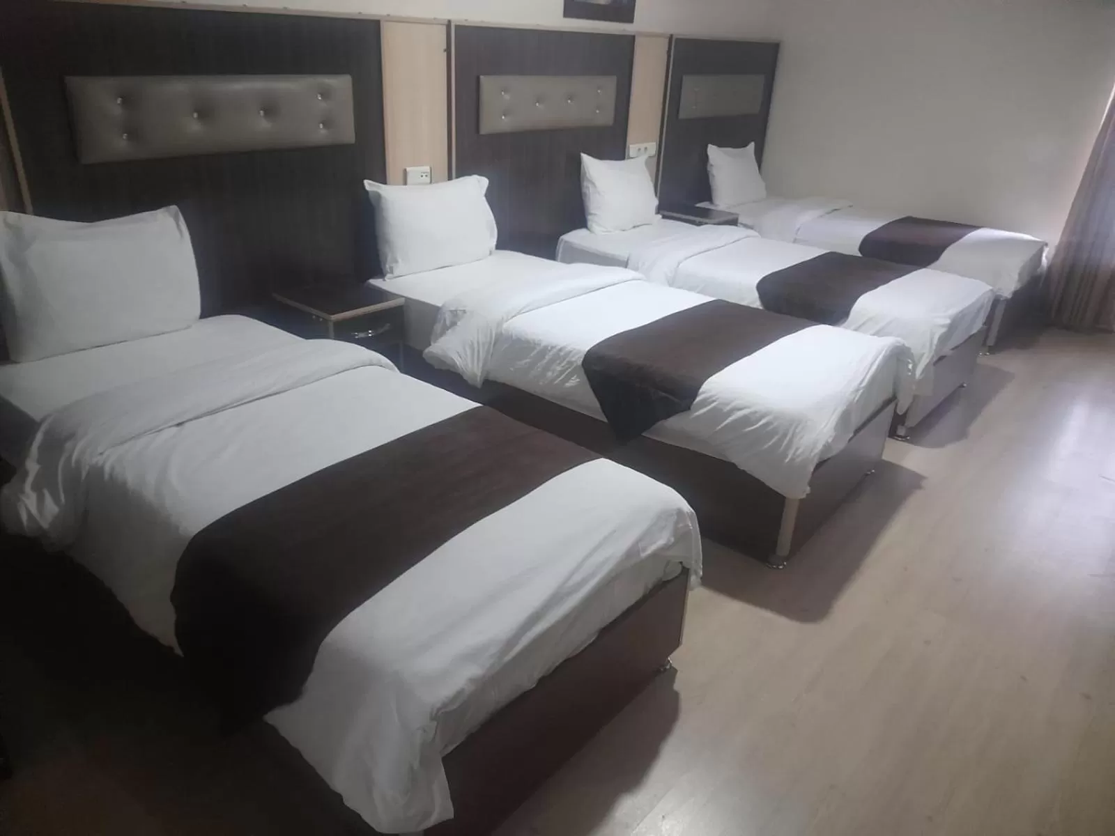 Bed in Güngören Hotel