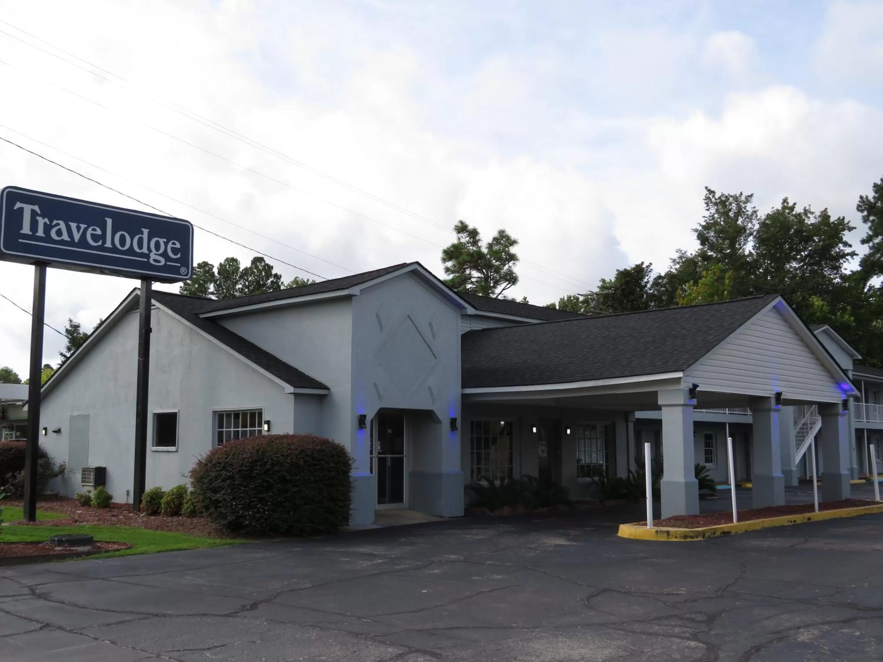Landmark view in Travelodge by Wyndham Walterboro