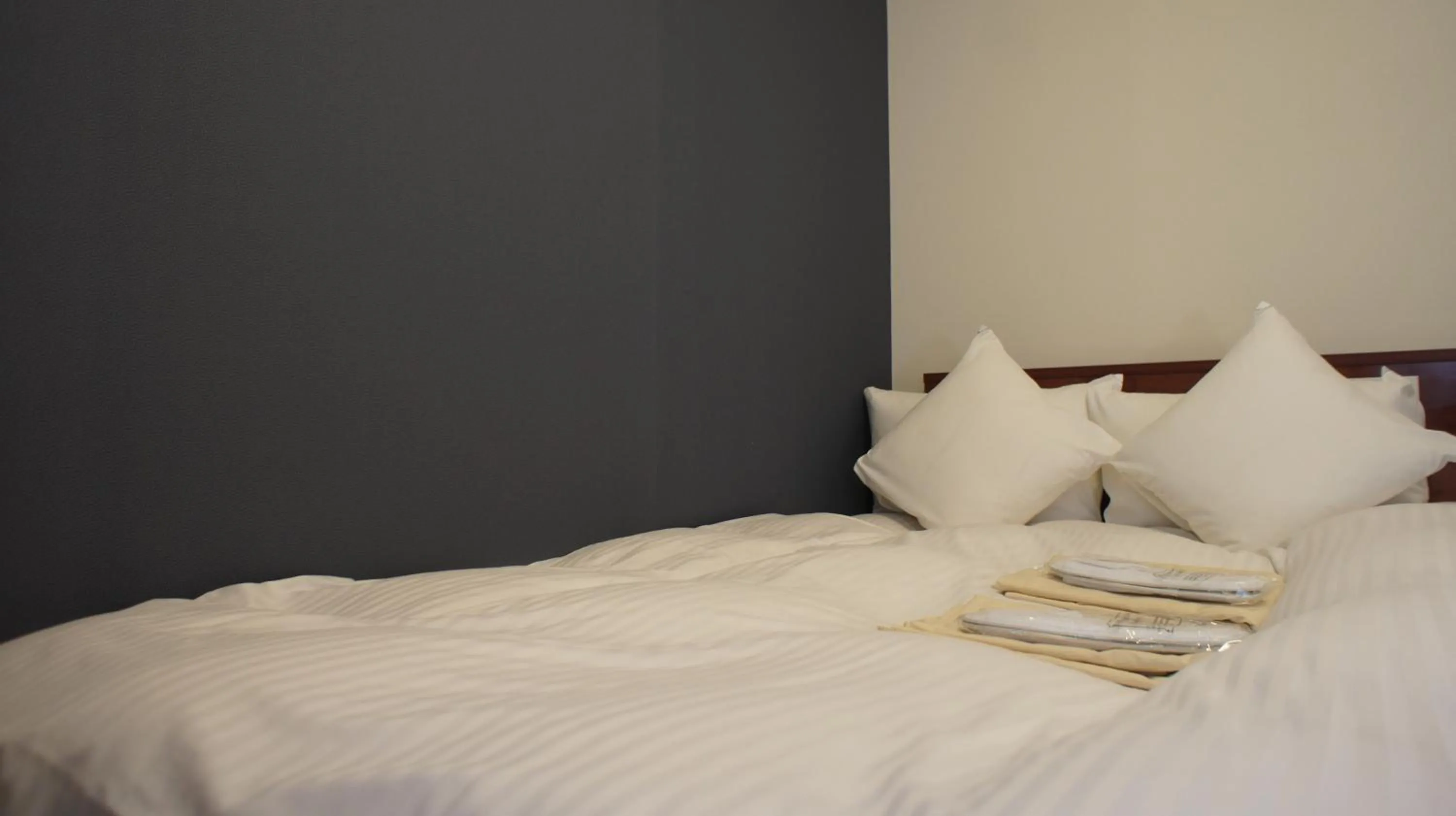 Bed in Web Hotel Tokyo Asakusabashi