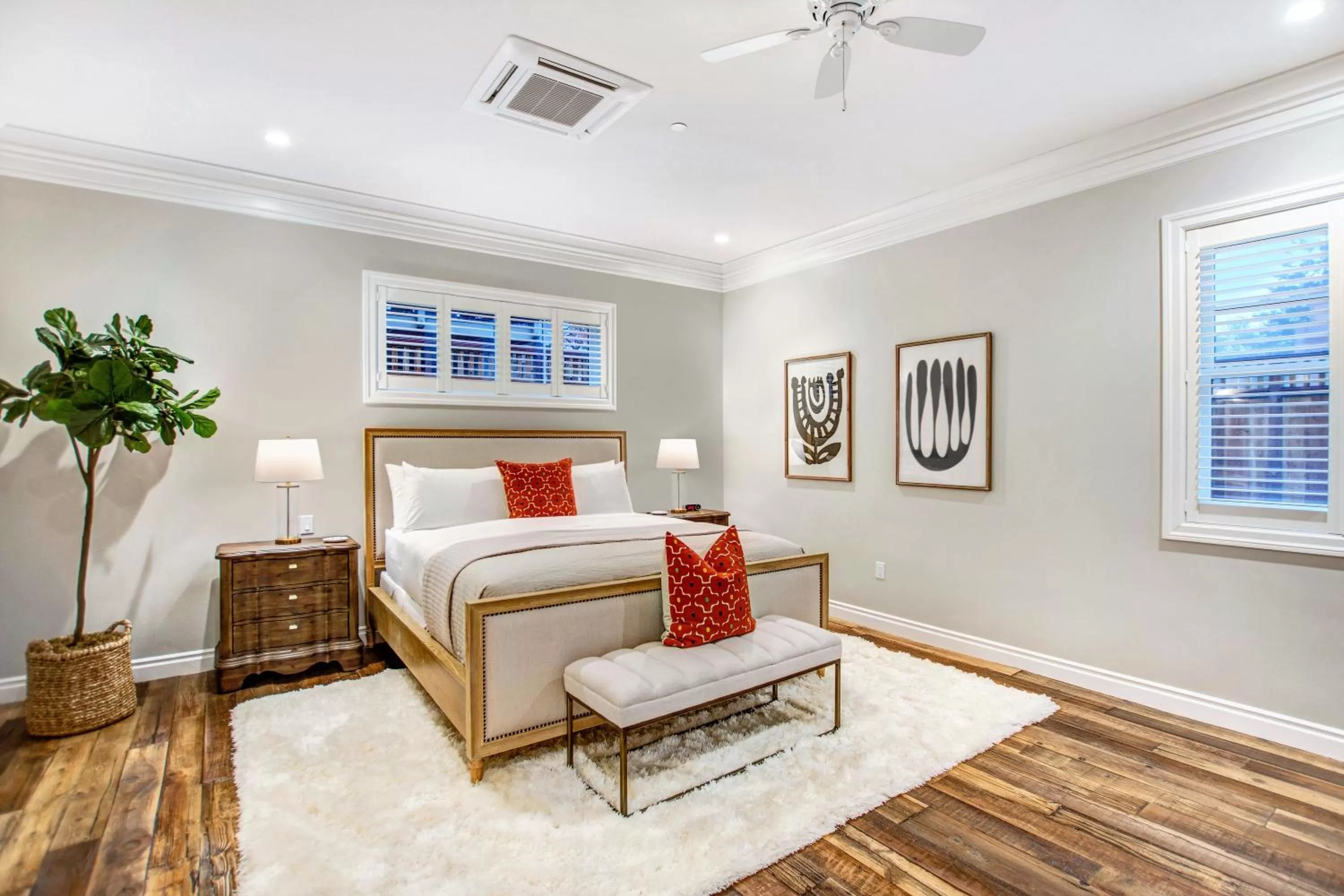Bedroom, Bed in Sonoma Bungalows