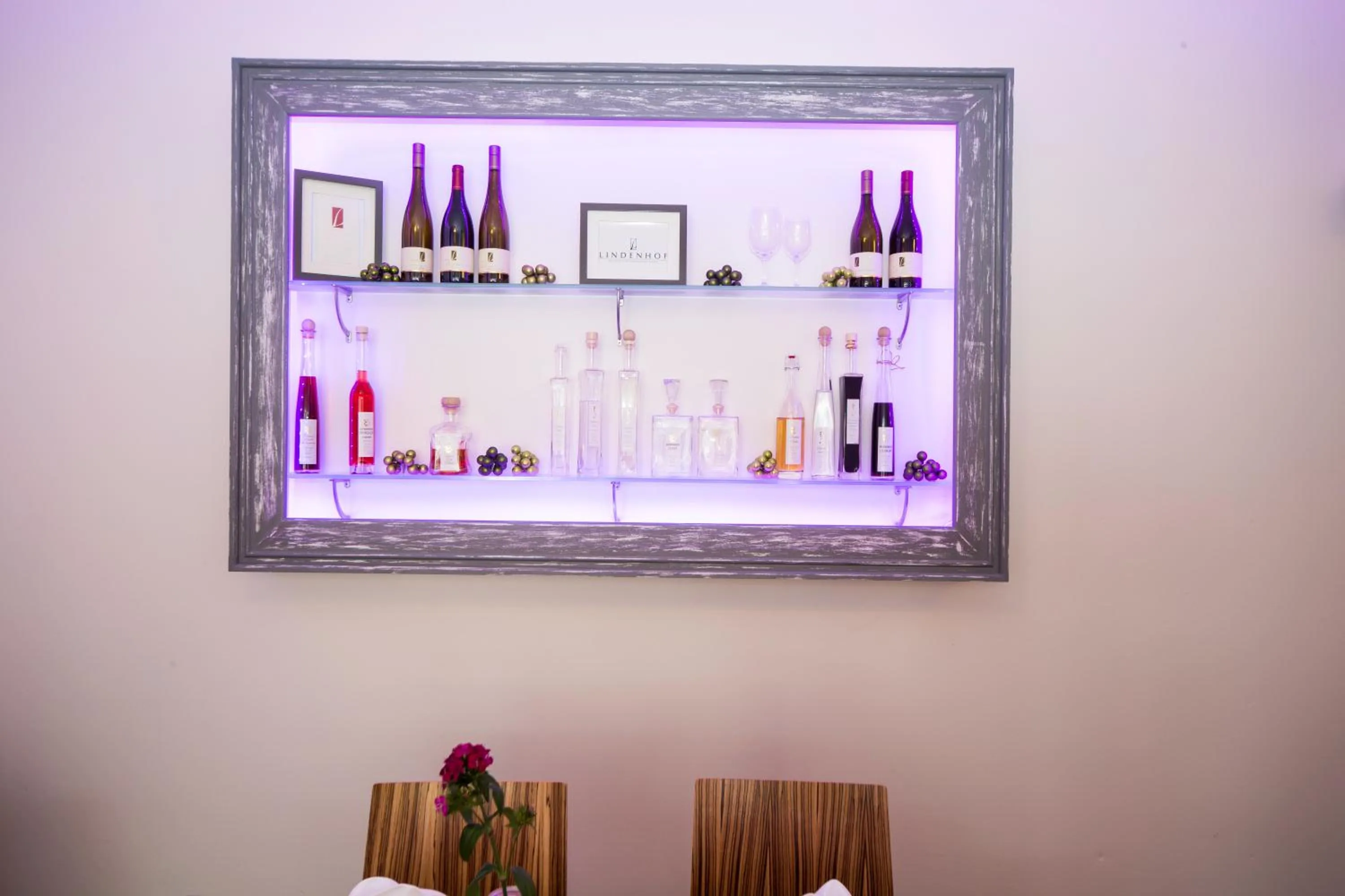 Decorative detail in Caravelle Hotel im Park