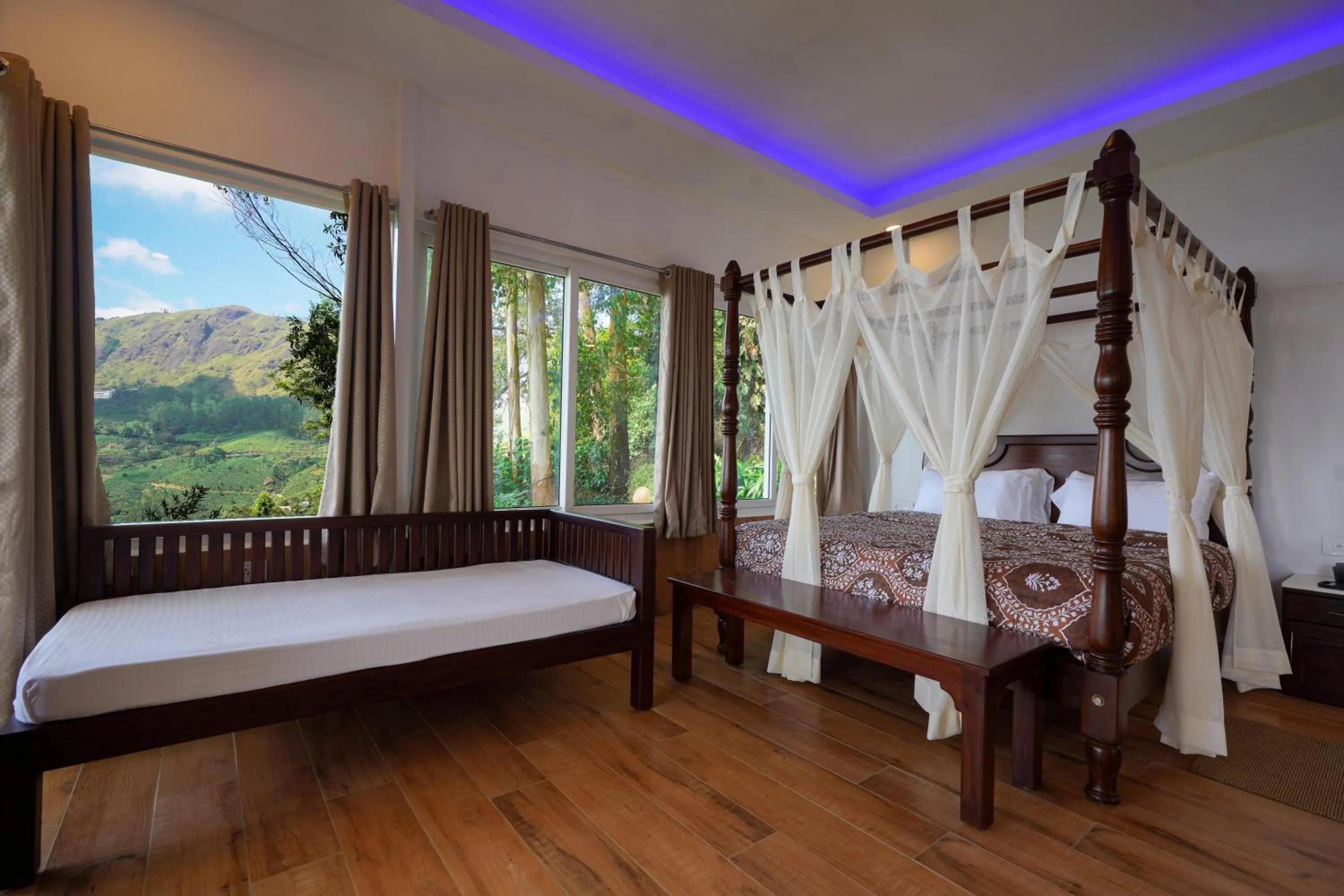 Bed in Tea Valley Resort, Munnar