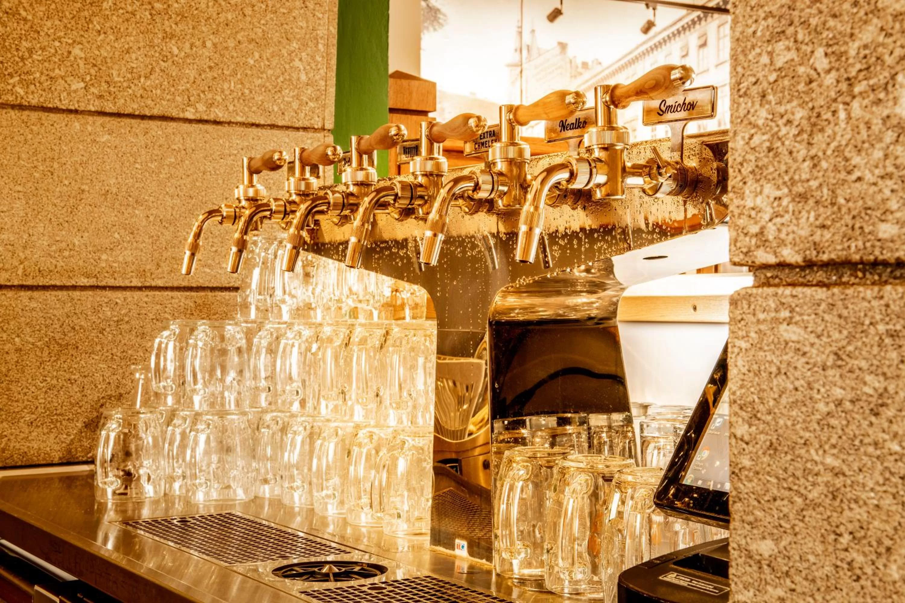 Restaurant/places to eat in Beseda