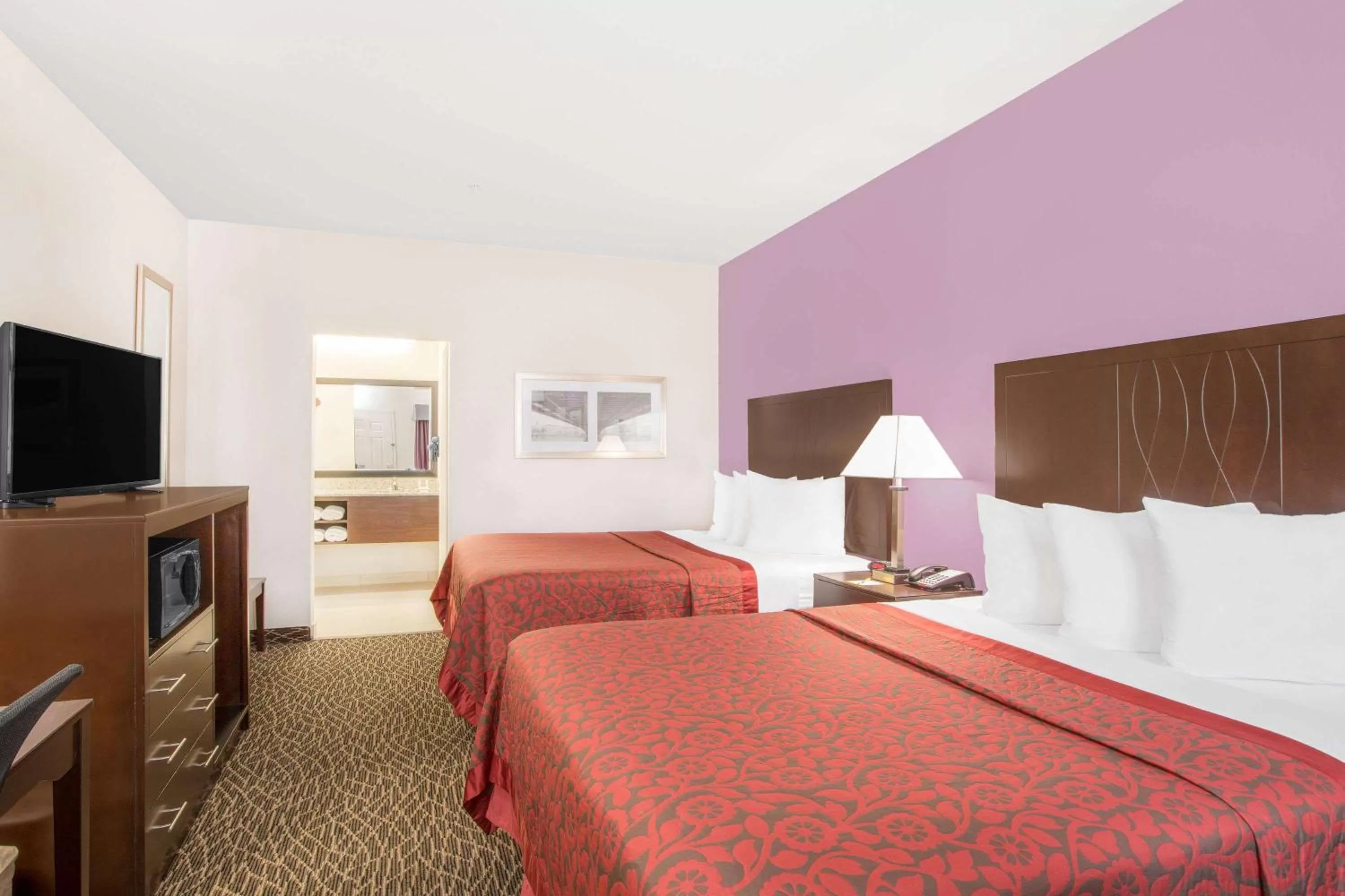 Photo of the whole room, Bed in Days Inn by Wyndham Bryan