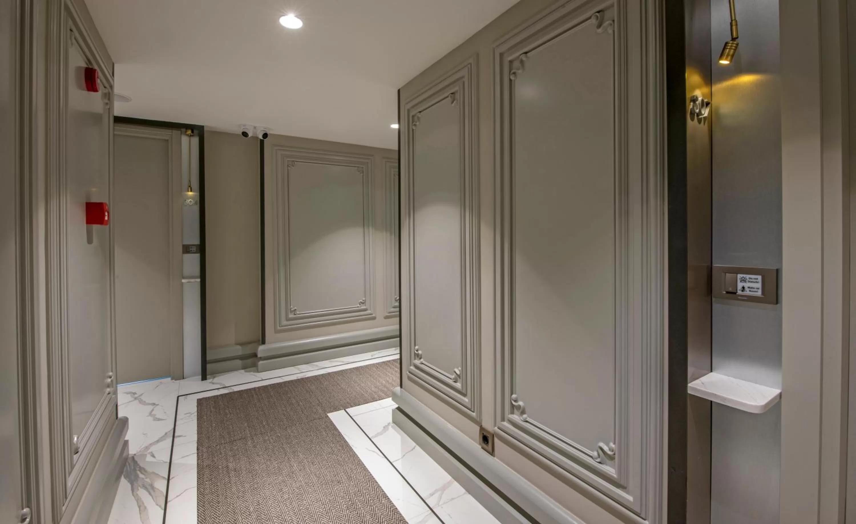 Decorative detail in Stayso The House Hotel