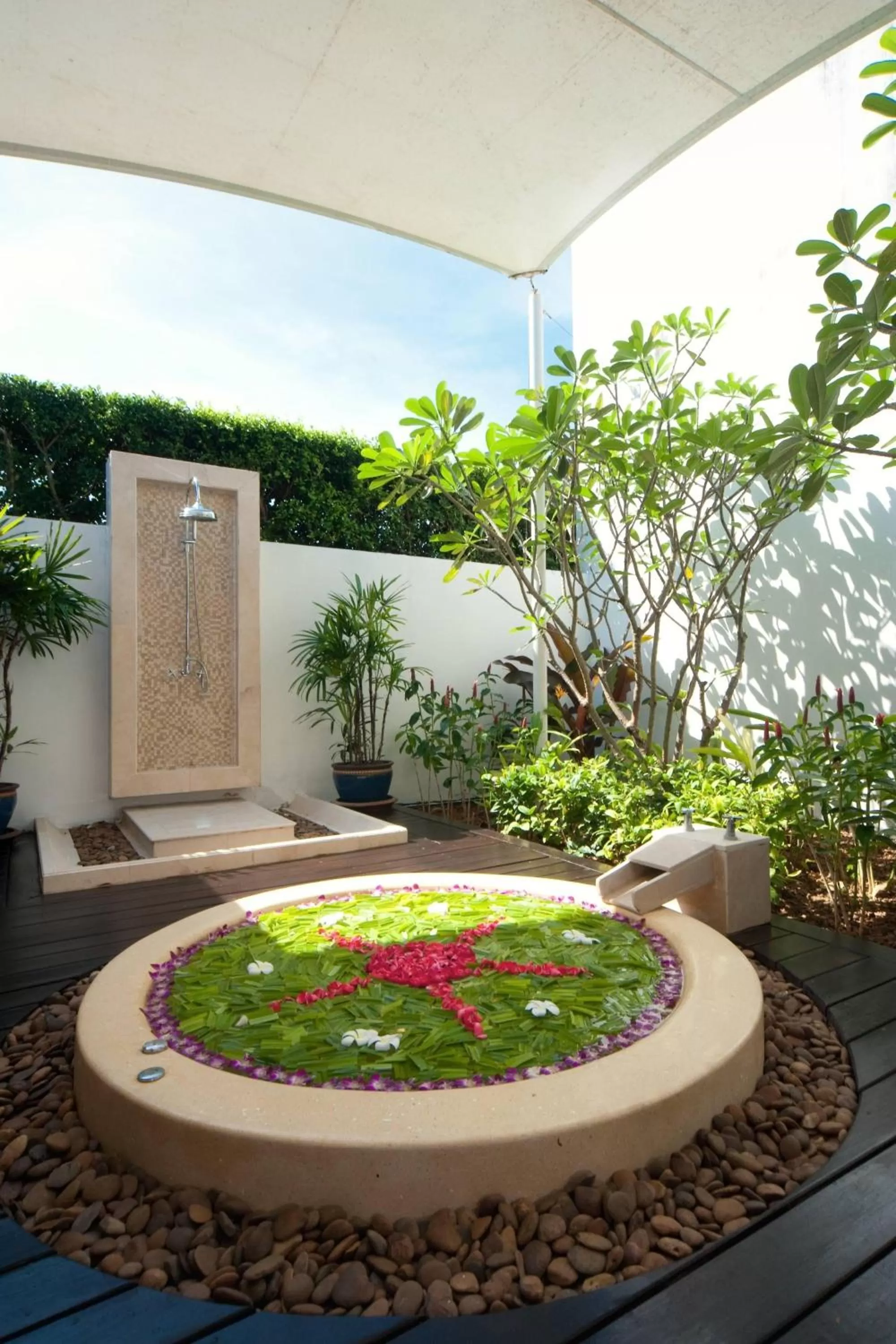 Swimming pool in JW Marriott Khao Lak Resort and Spa
