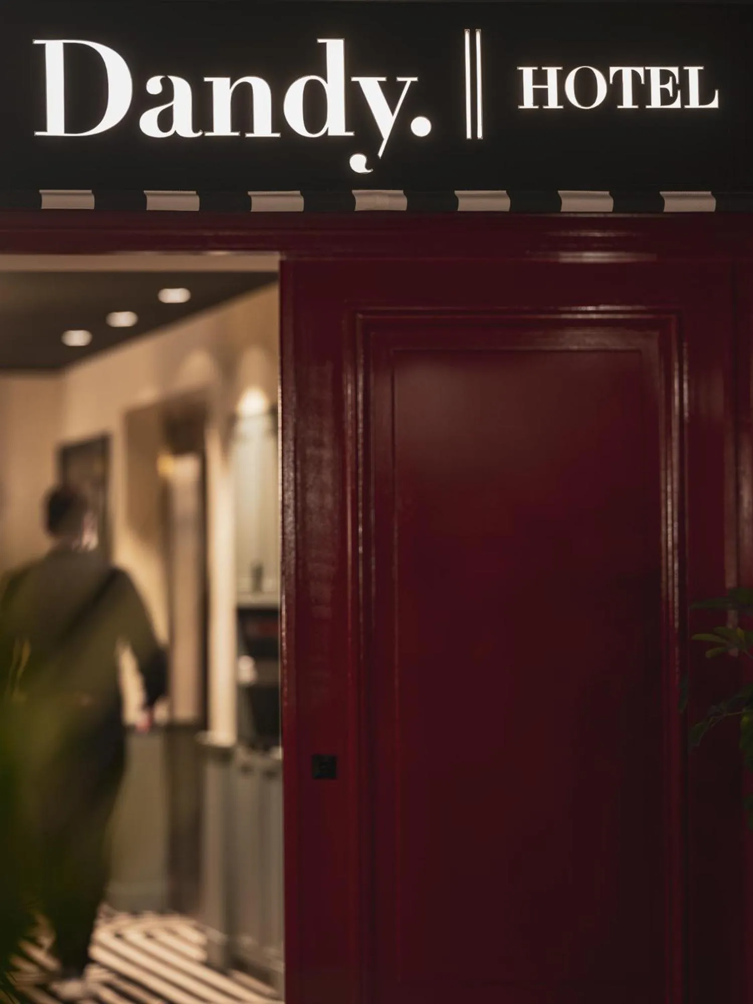 Logo/Certificate/Sign in Dandy Hotel & Kitchen
