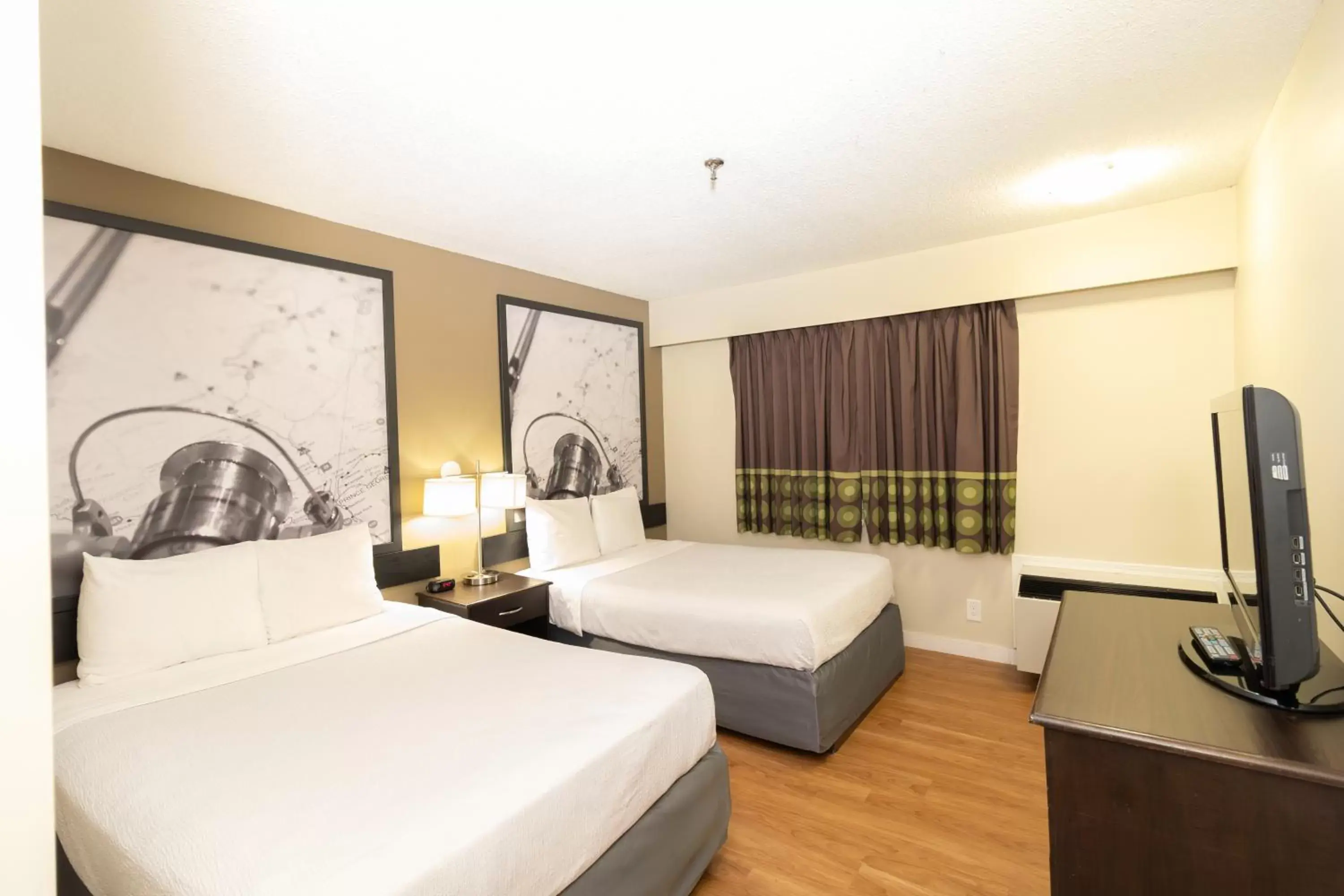Queen Room with Two Queen Beds - Pet Friendly/Non-Smoking in Super 8 by Wyndham Prince George Queen Room with Two Queen Beds - Pet Friendly/Non-Smoking in Super 8 by Wyndham Prince George