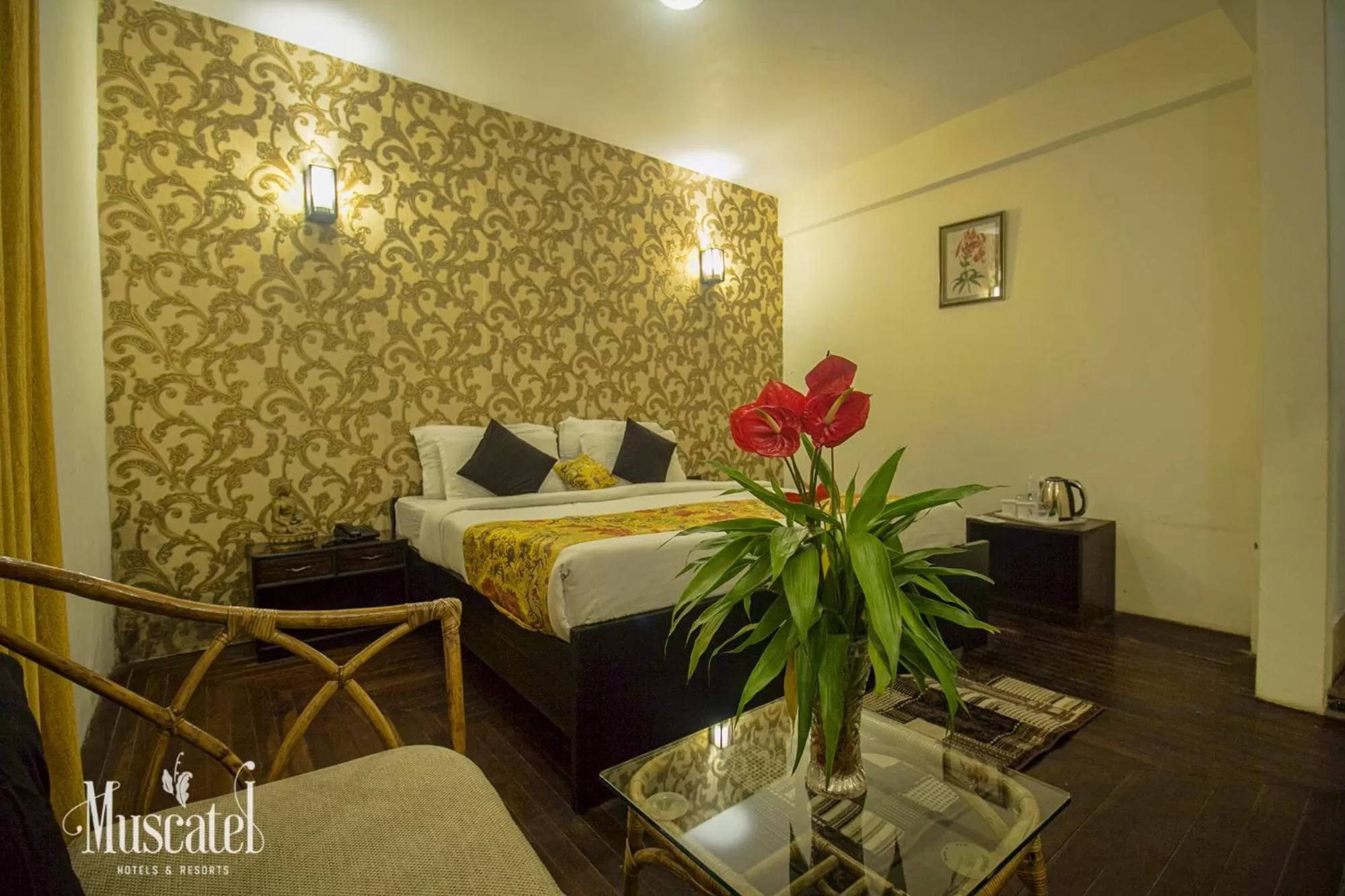 Bed in Muscatel Delamare - 200 Mts from MG Marg