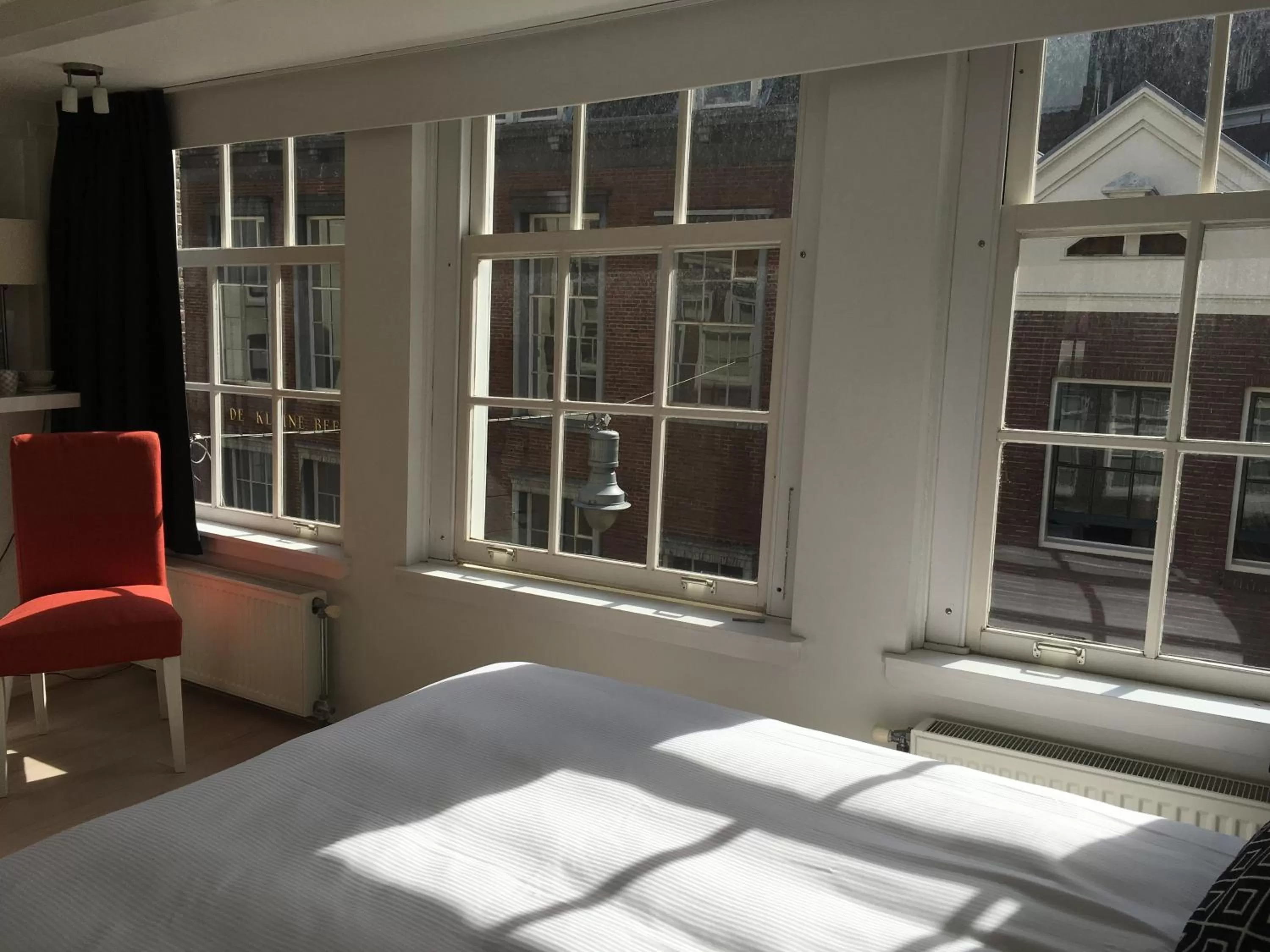 Photo of the whole room, Bed in Nine Streets Inn