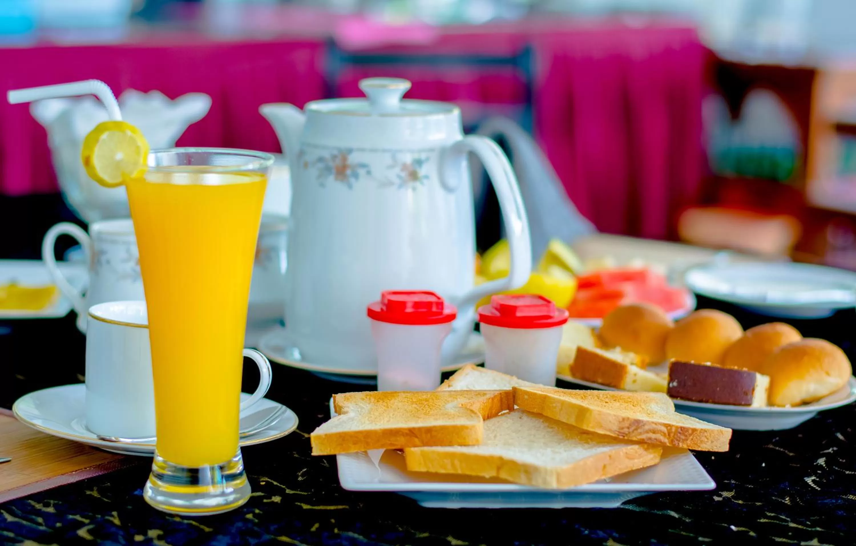 Breakfast in Kandy Riverside Villa