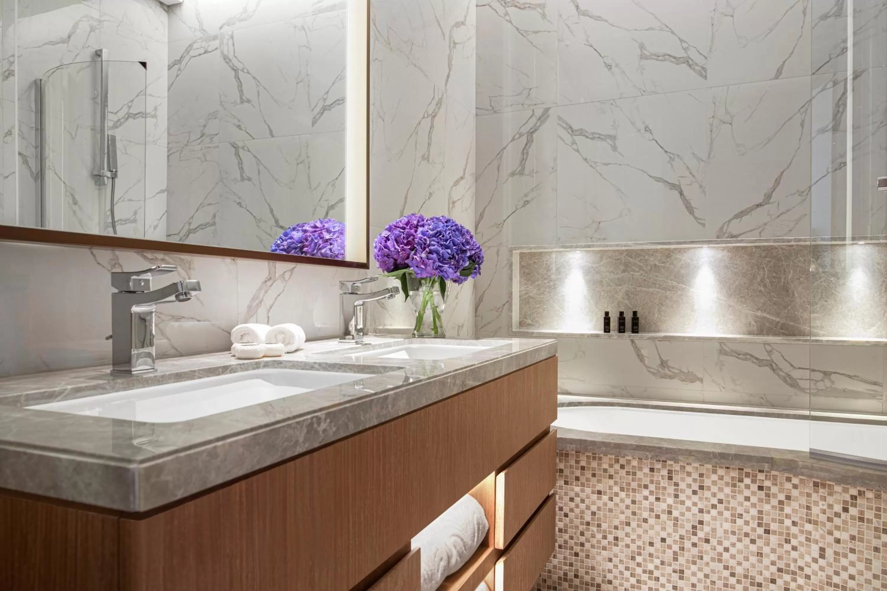 Bathroom in Al Jaddaf Rotana Dubai