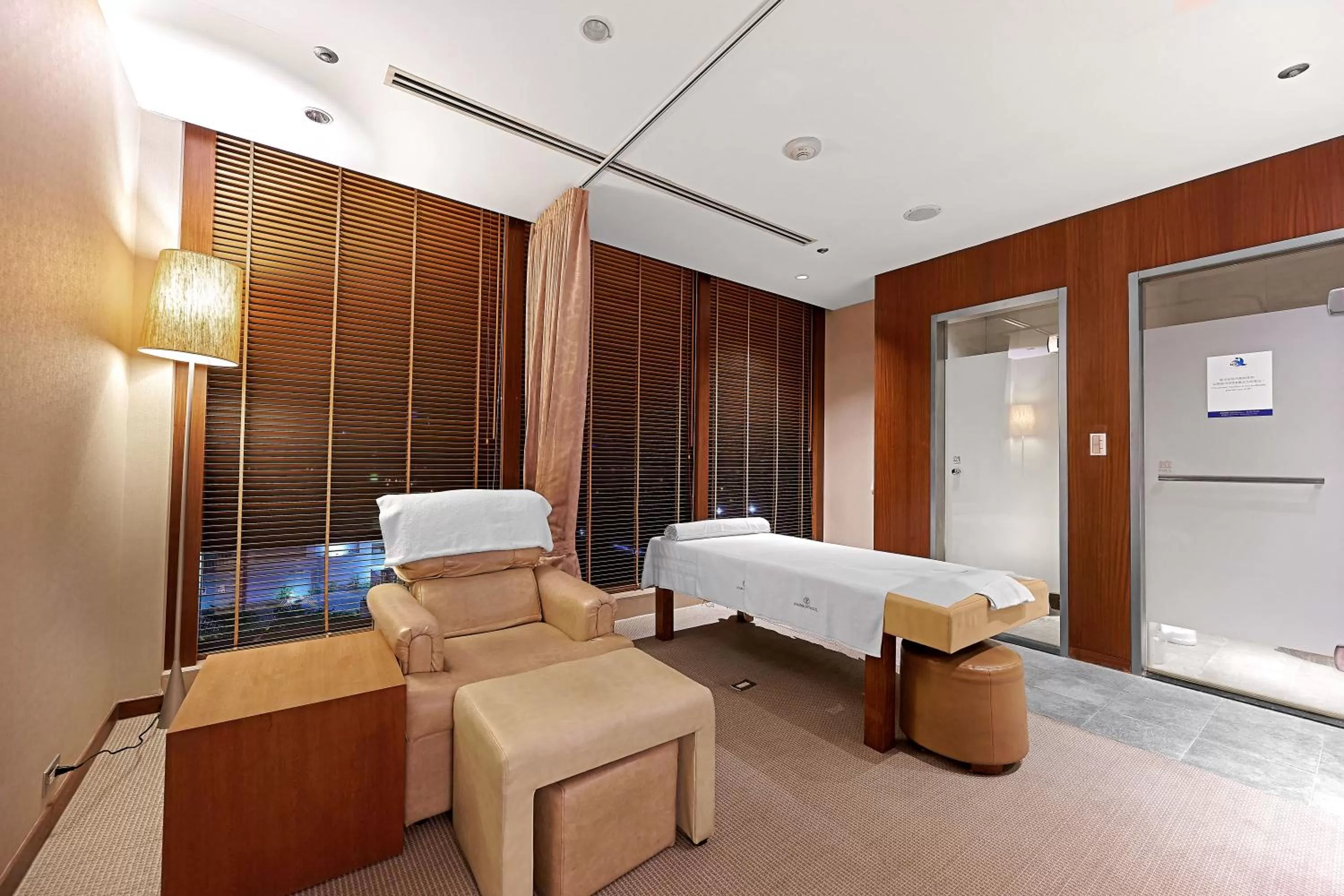 Spa and wellness centre/facilities, Bed in Windsor Hotel Taichung