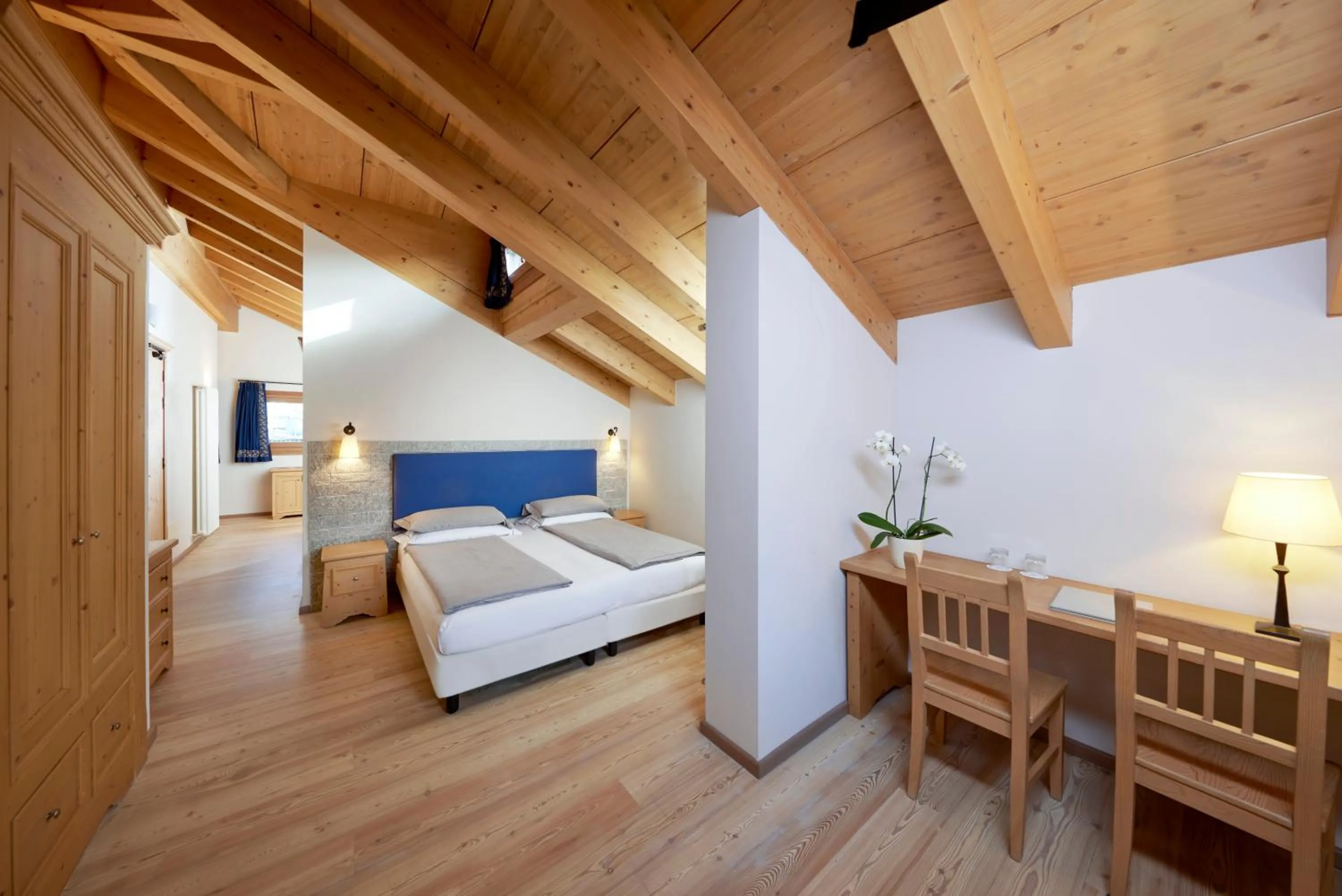 Bedroom, Bed in Hotel Rezia