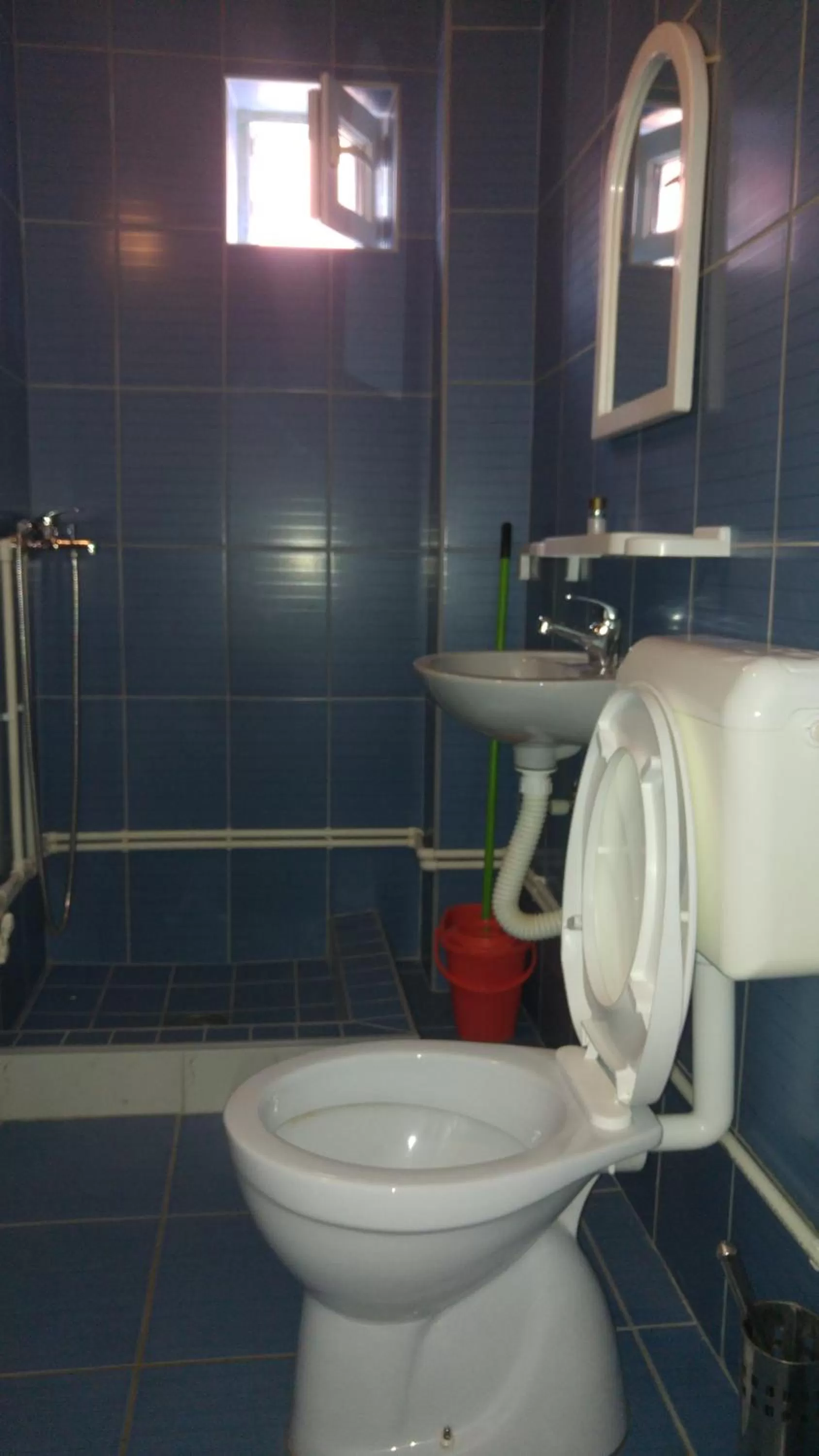 Bathroom in Prenociste H2O