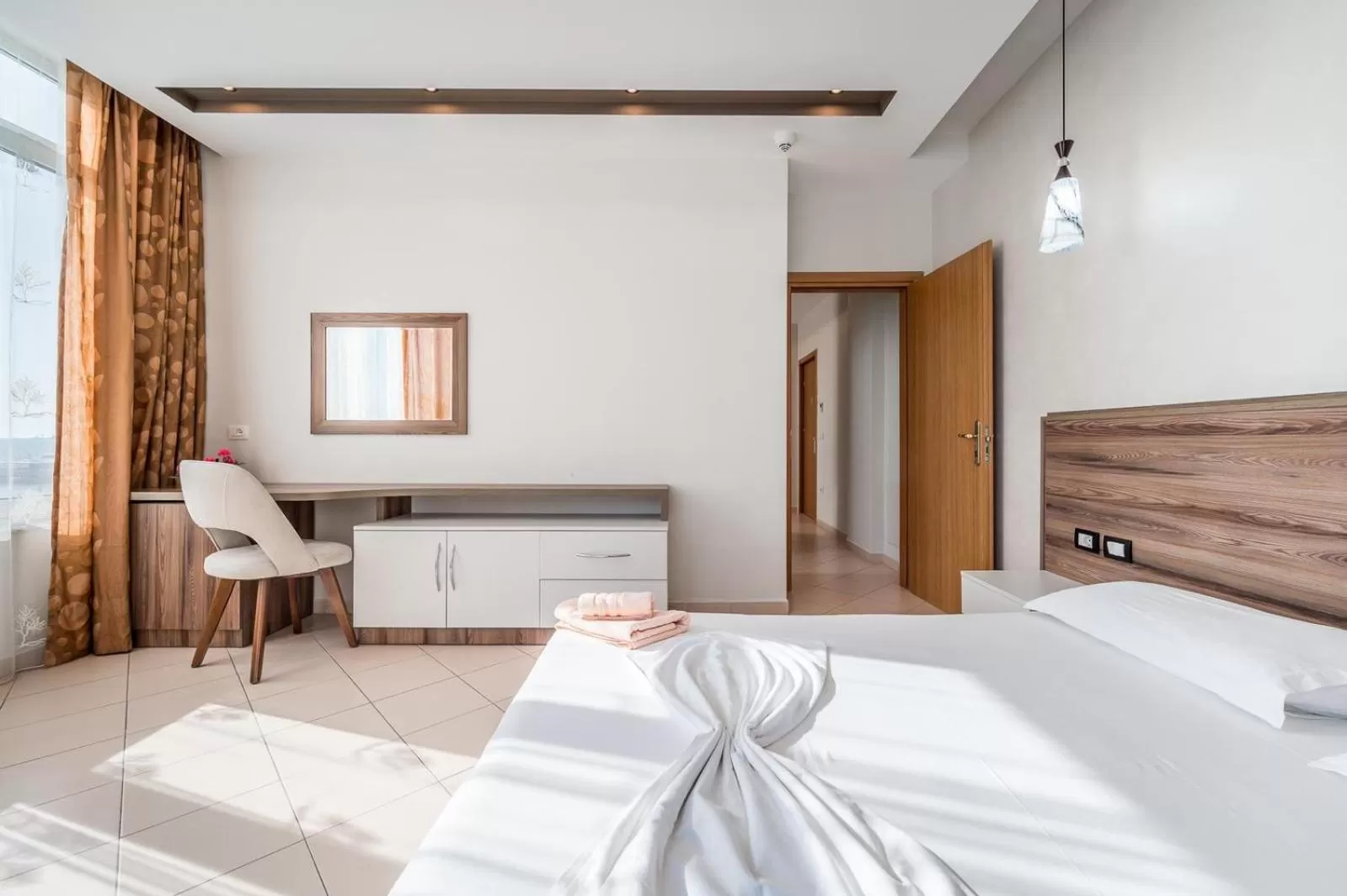 Bed in Hotel Kamomil