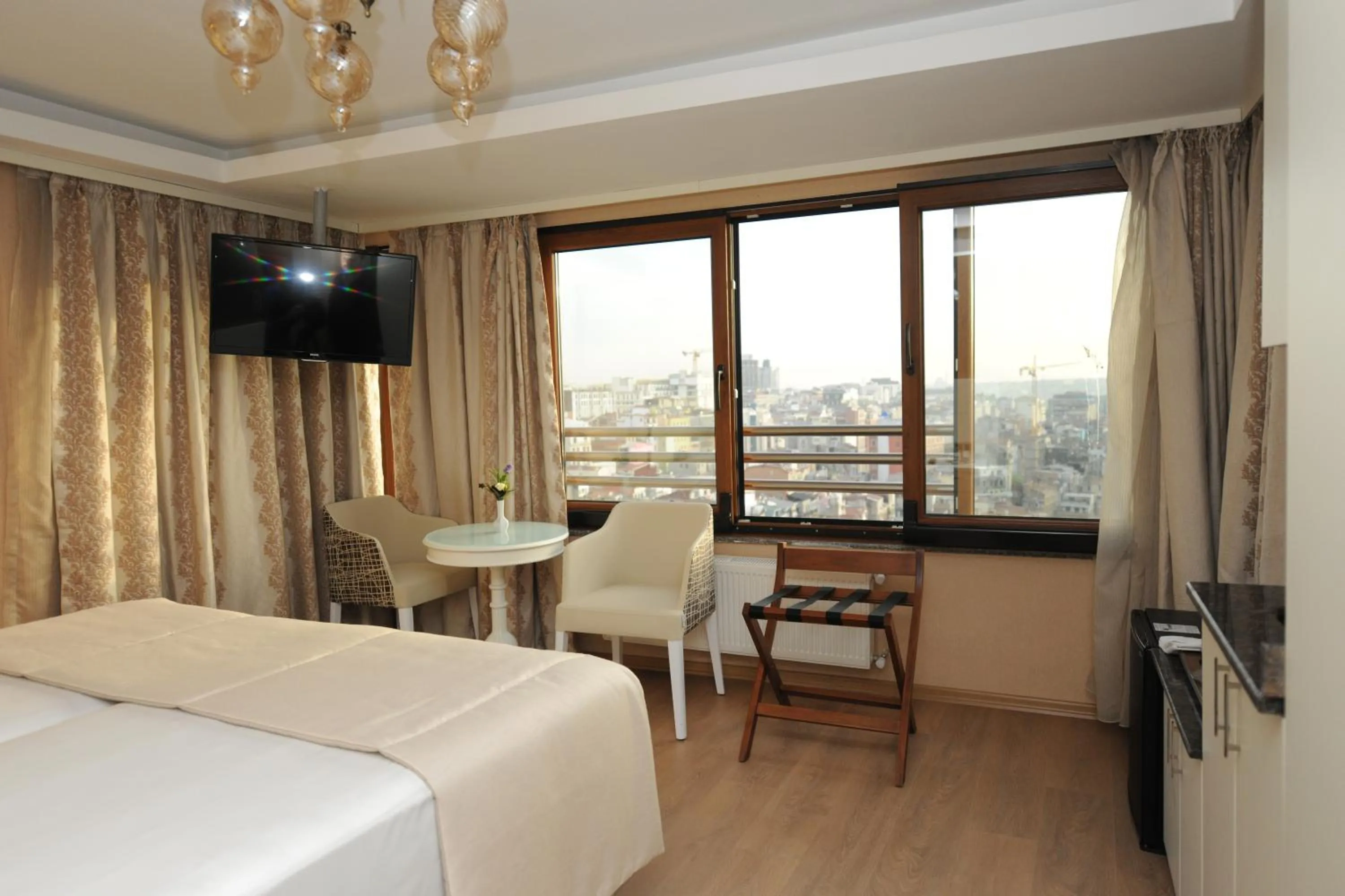 View (from property/room), Bed in Rooms Inn Taxim