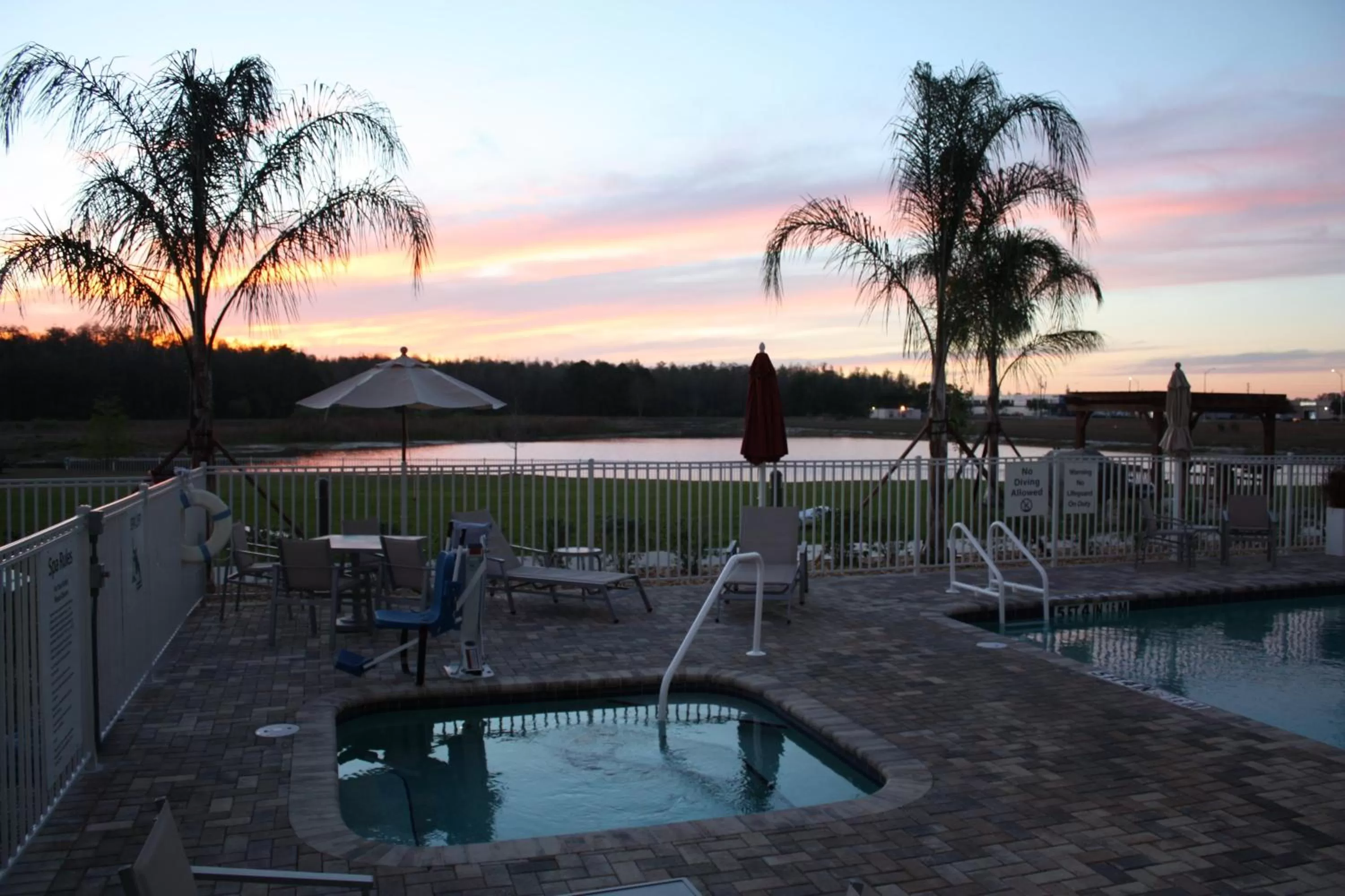 Swimming pool in Holiday Inn Express & Suites Trinity by IHG