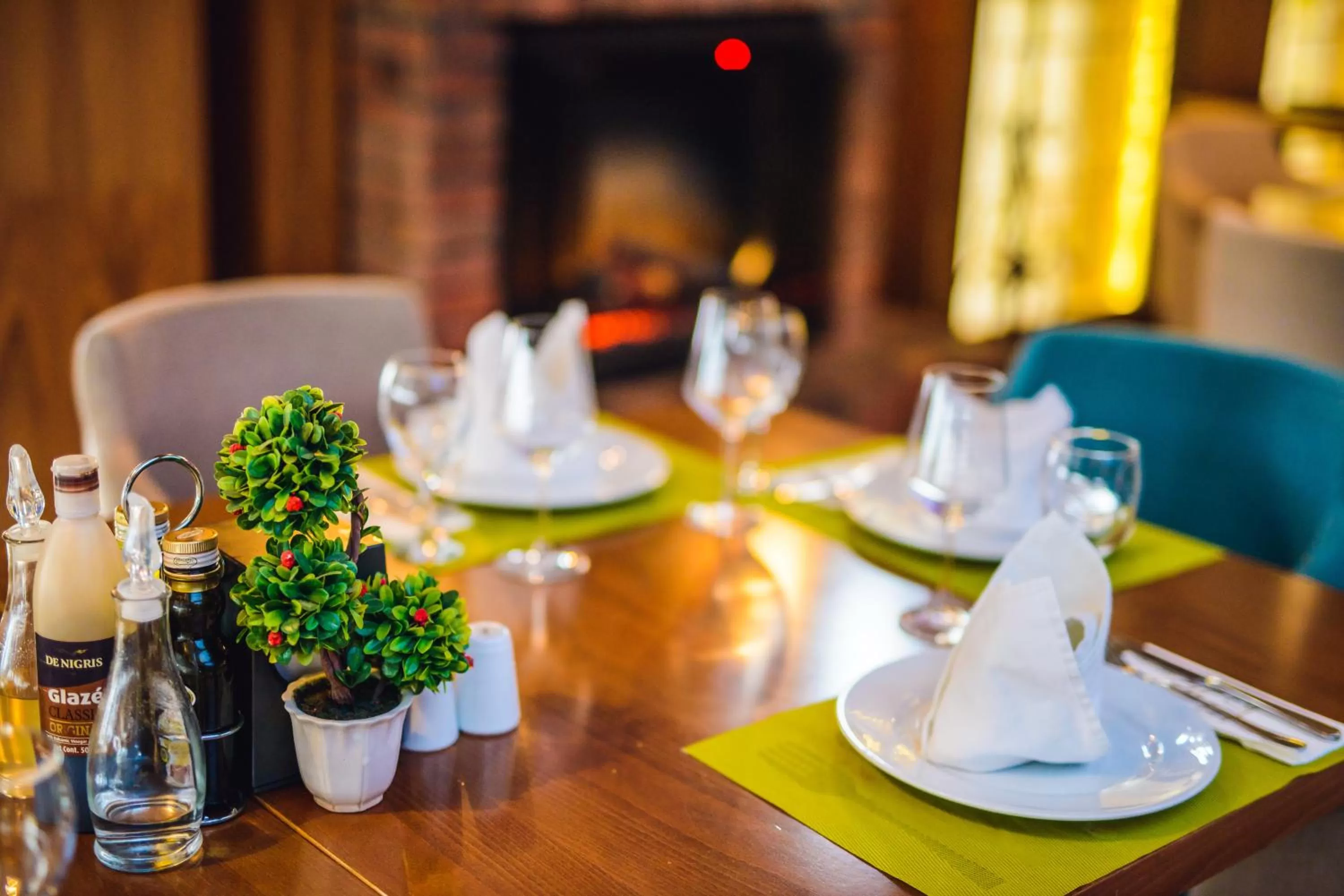 Restaurant/Places to Eat in Hotel Amor