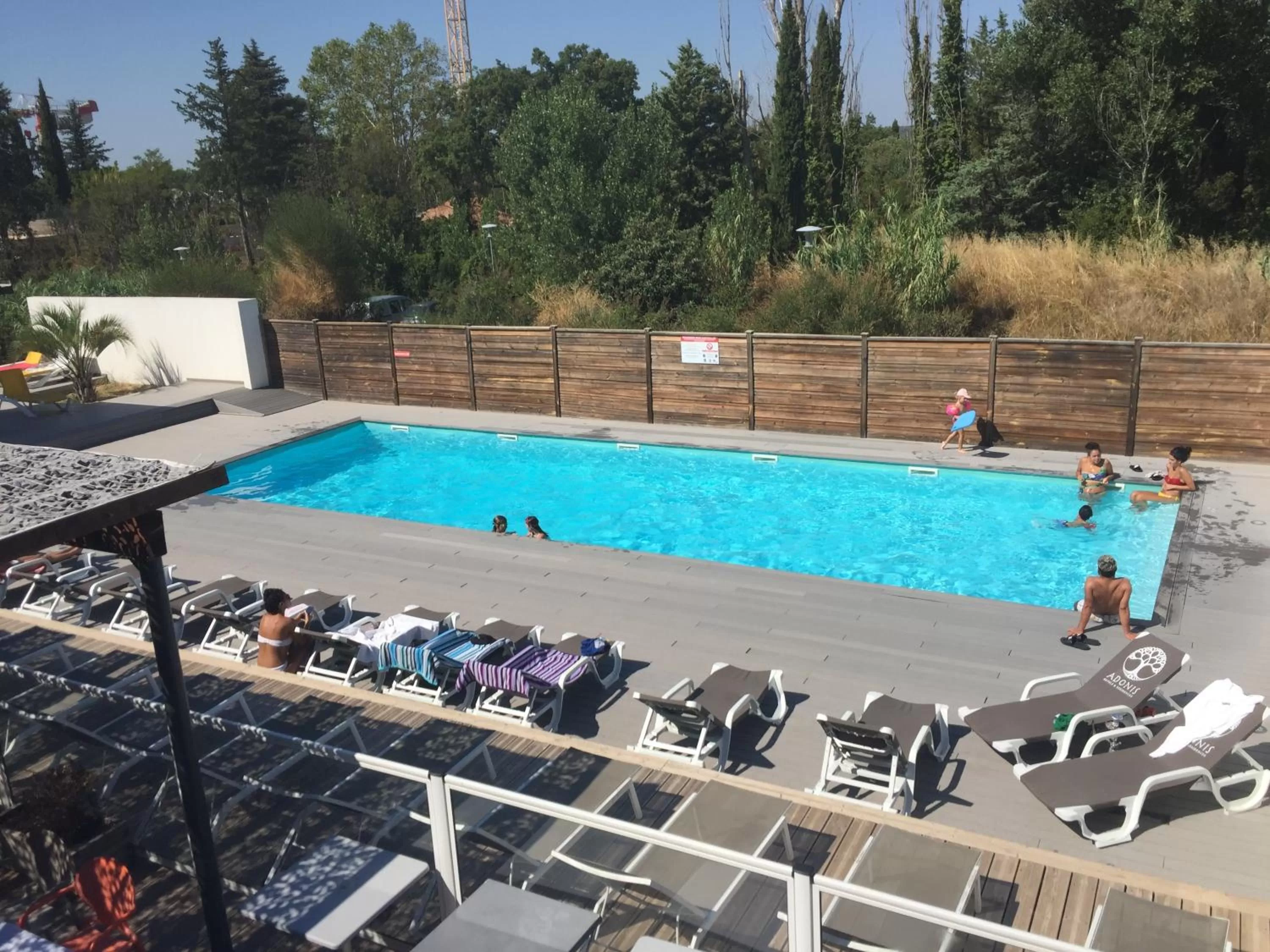 Swimming Pool in Les Terrasses D'Aix - Studio avec Grande Terrasse privée