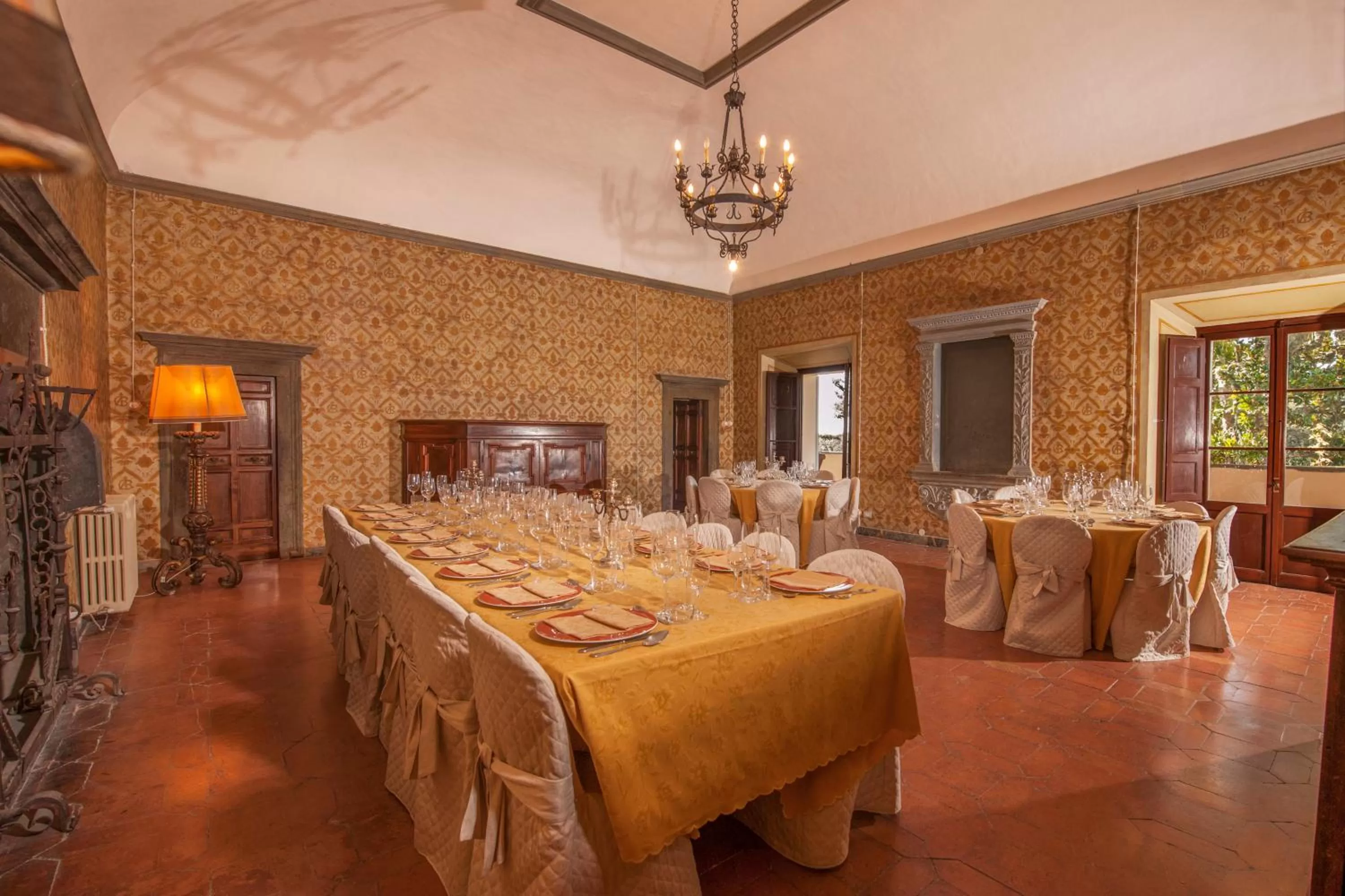 Restaurant/places to eat in Certosa di Pontignano Residenza d'Epoca - Place of Charme