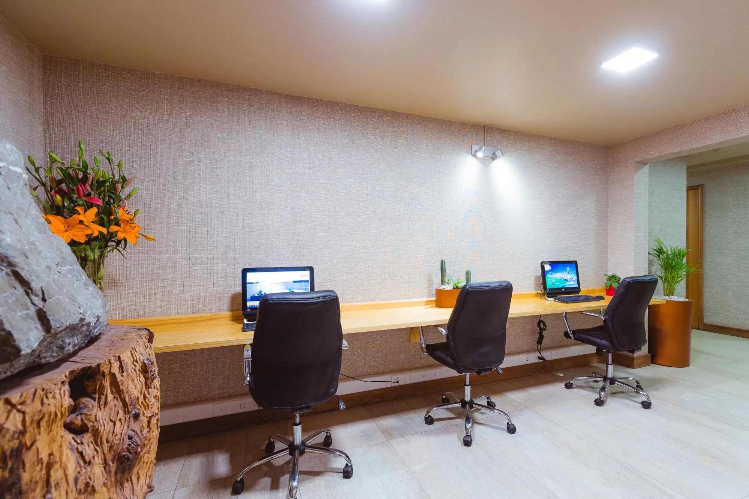 Seating area in Hotel Atacama Suites