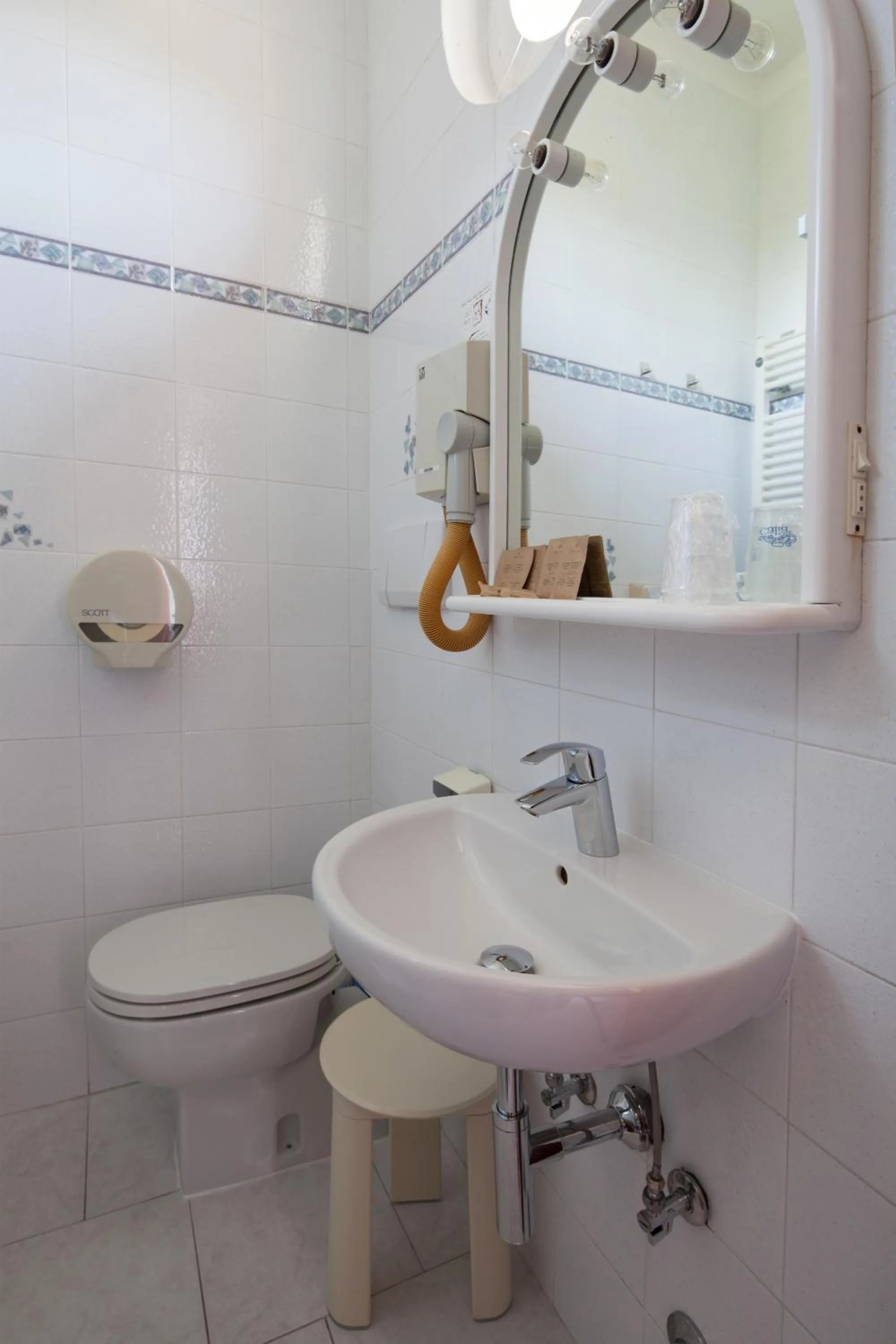 Bathroom in Hotel Nella