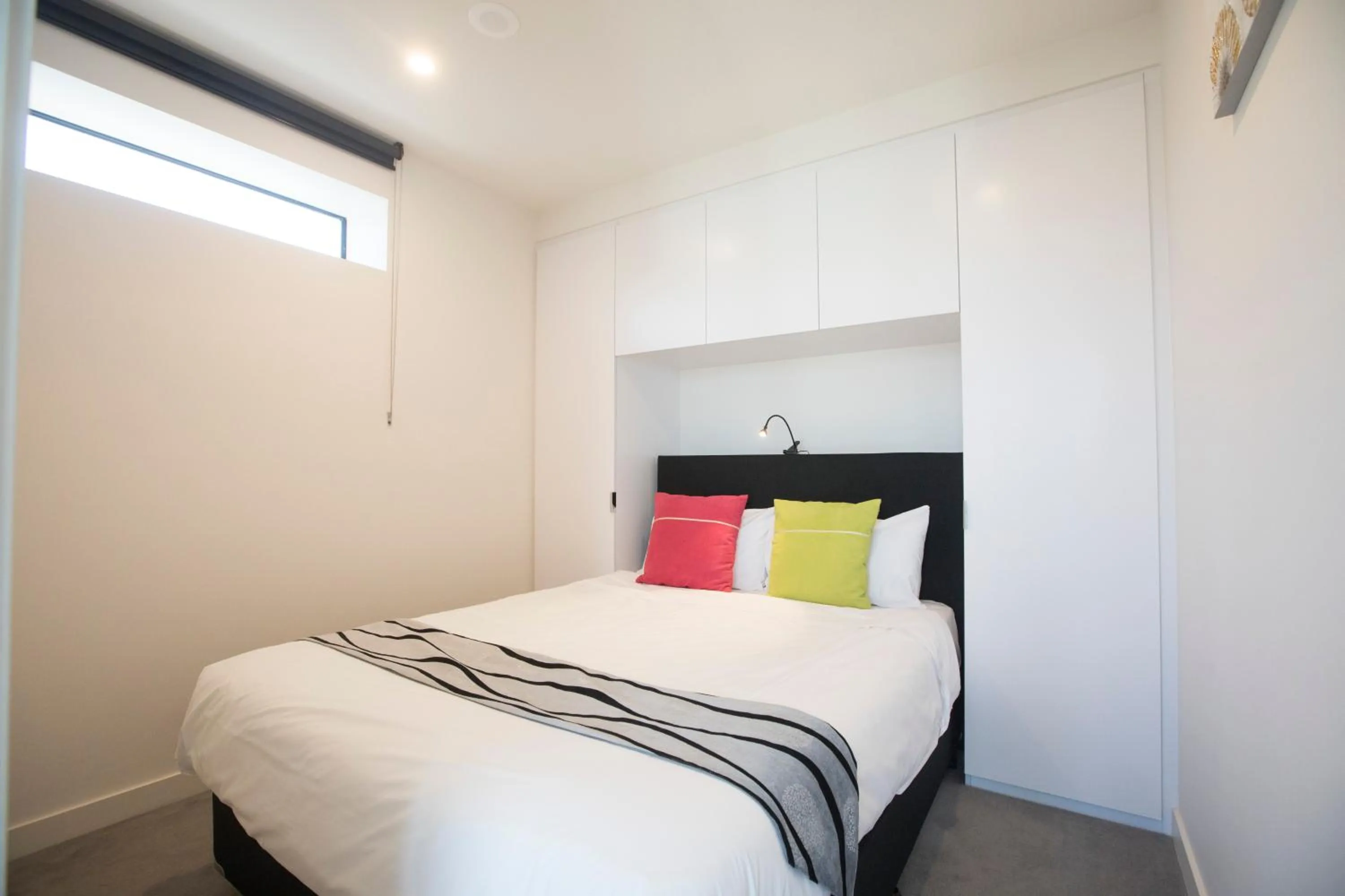 Bedroom, Bed in Platinum City Serviced Apartments