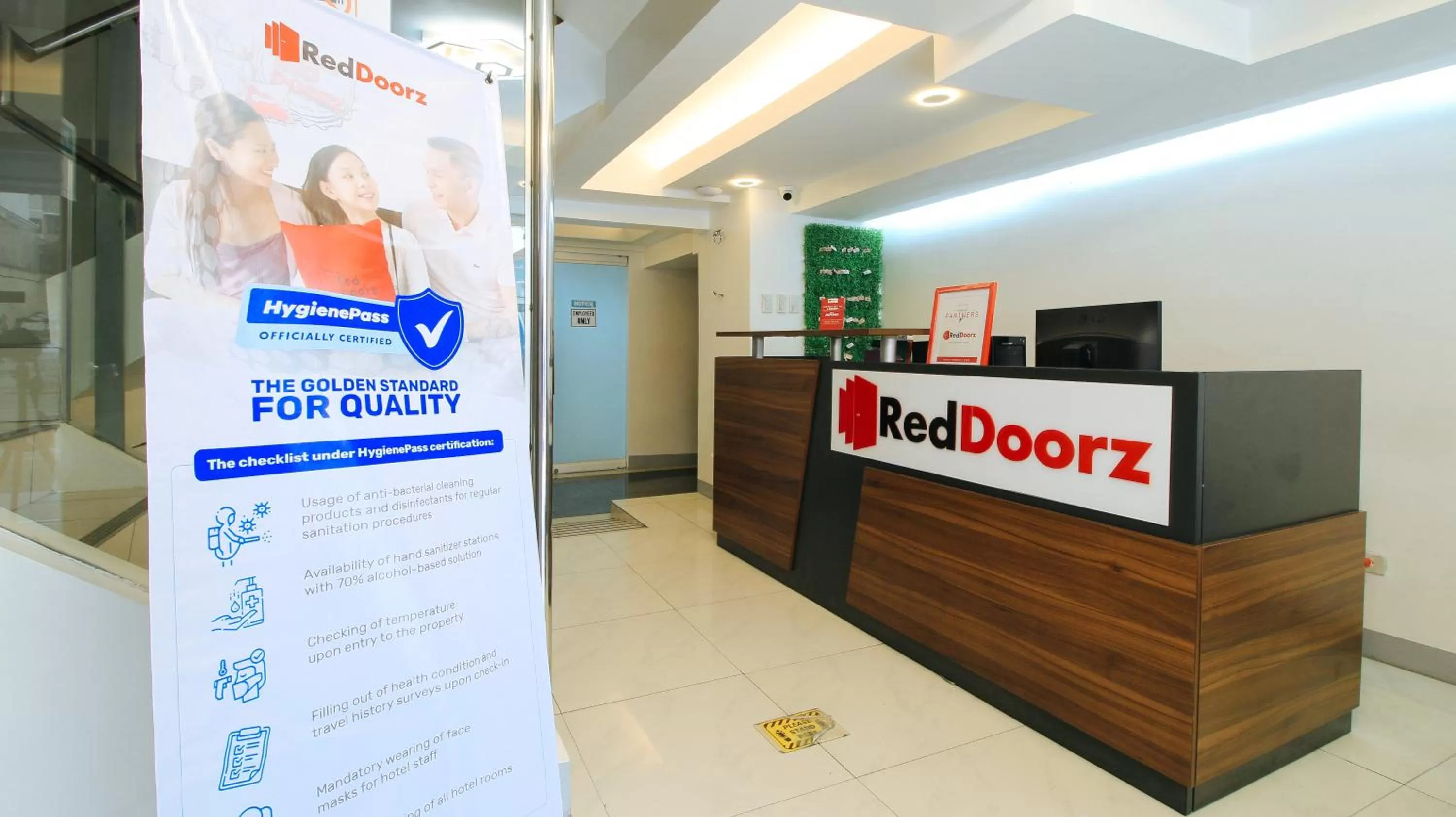 Lobby or reception in RedDoorz Plus @ San Marcelino Malate