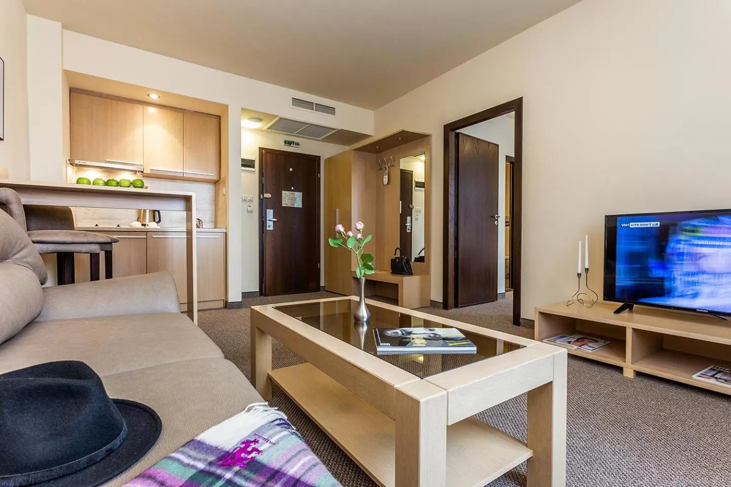 Communal lounge/ TV room in Sofia Palace Hotel by HMG