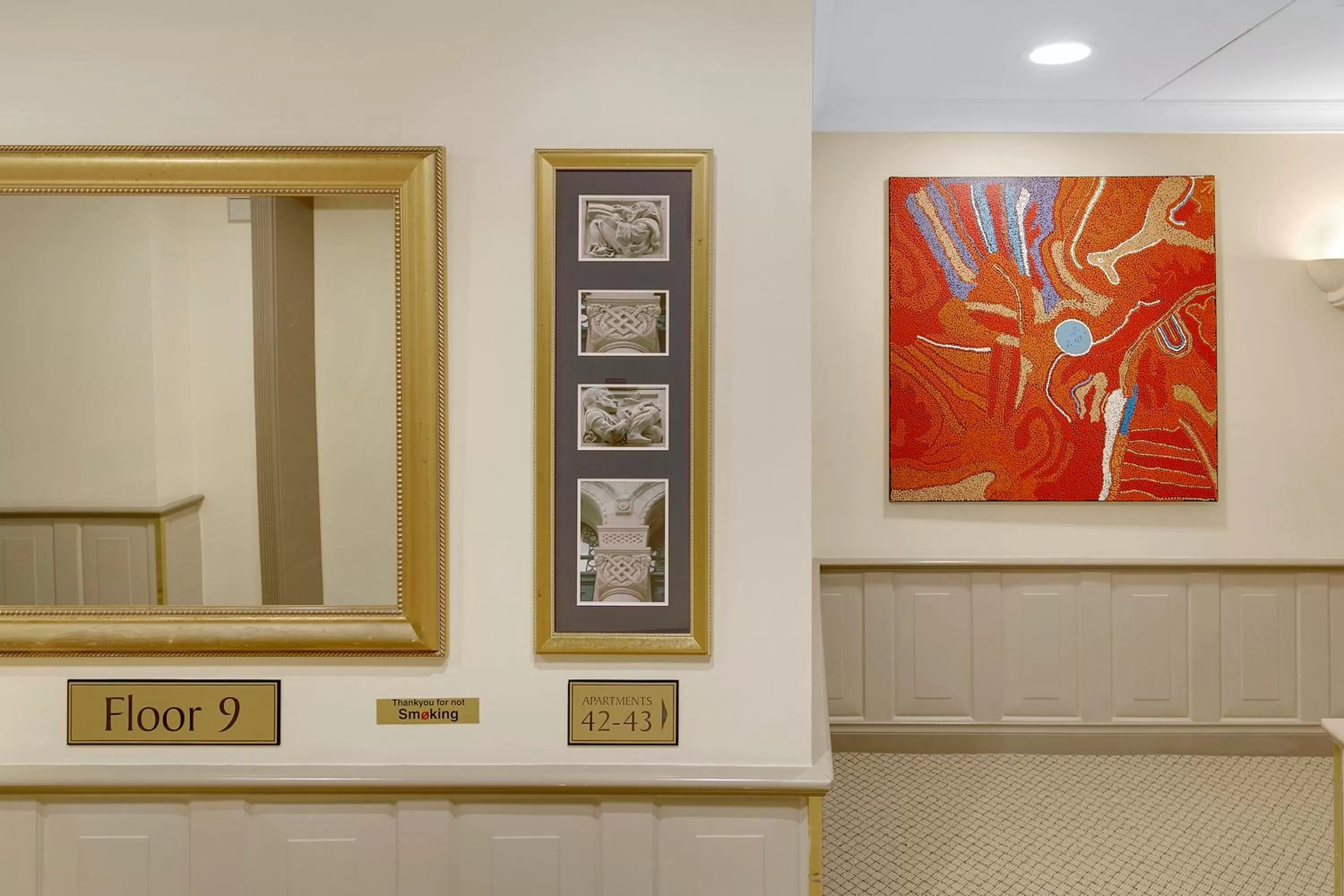 Decorative detail in Manor Apartment Hotel