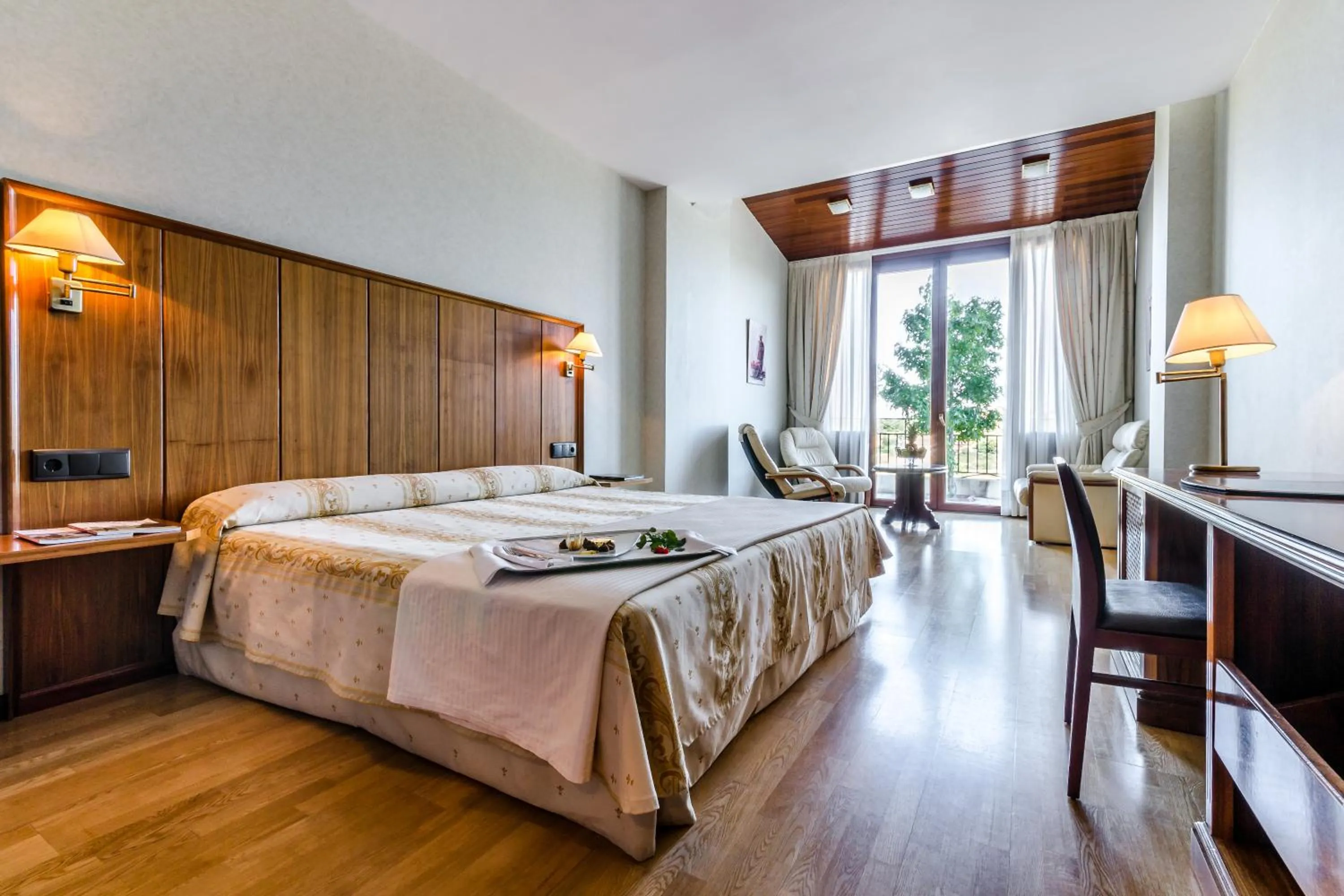 Photo of the whole room, Bed in Hotel Doña Brígida – Salamanca Forum