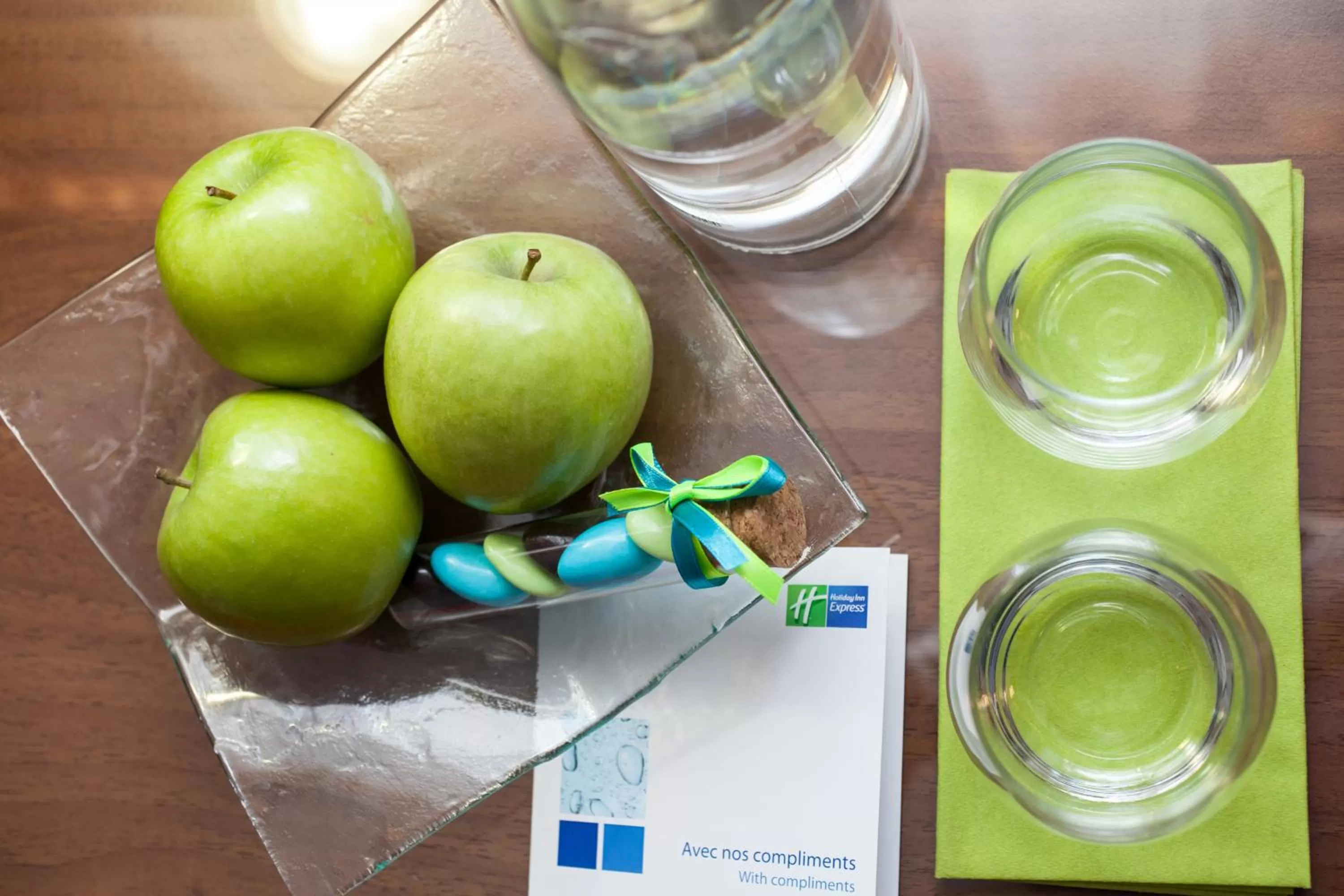 Photo of the whole room in Holiday Inn Express Toulouse Airport by IHG