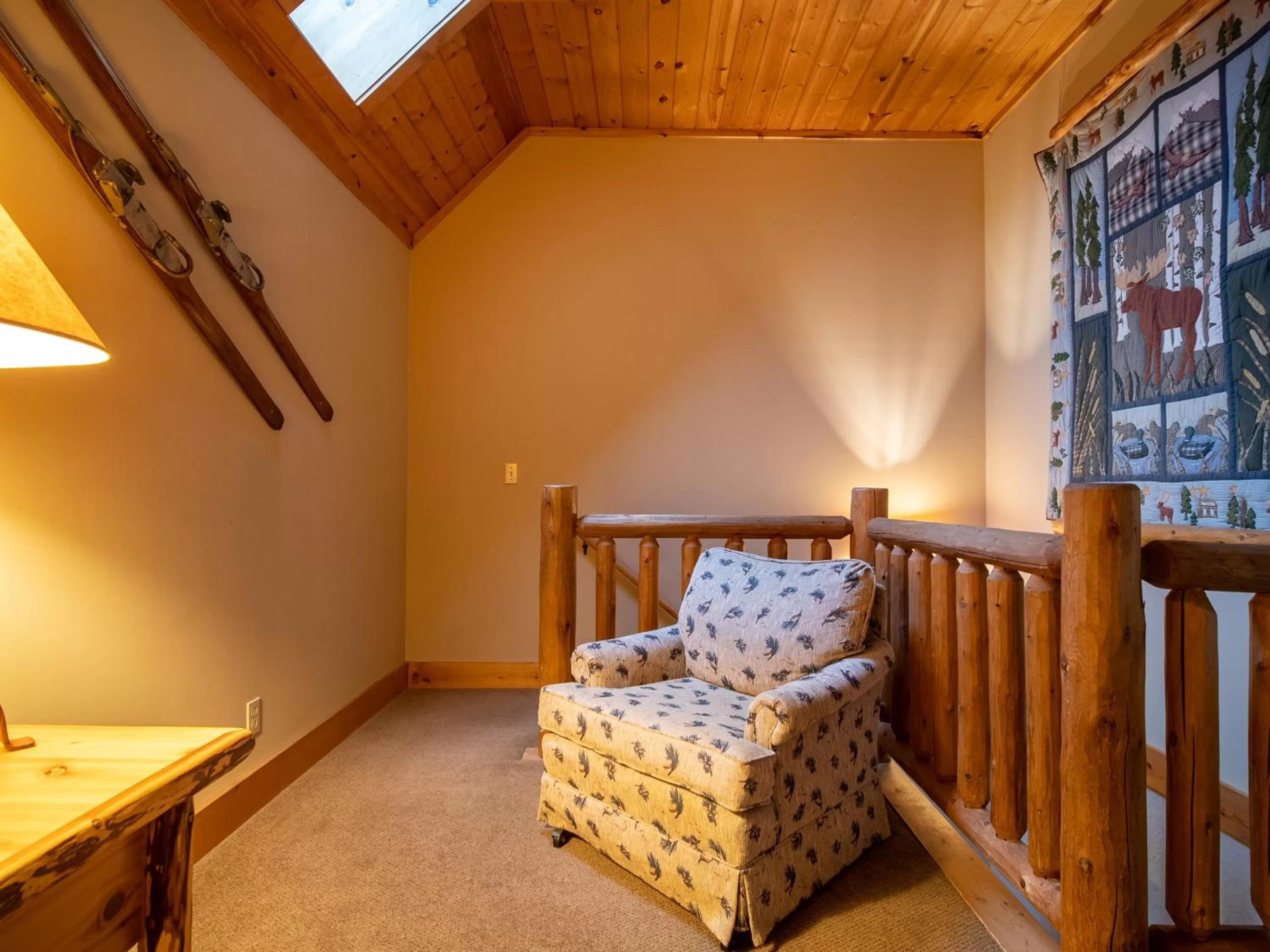 Bed in Caribou Highlands Lodge