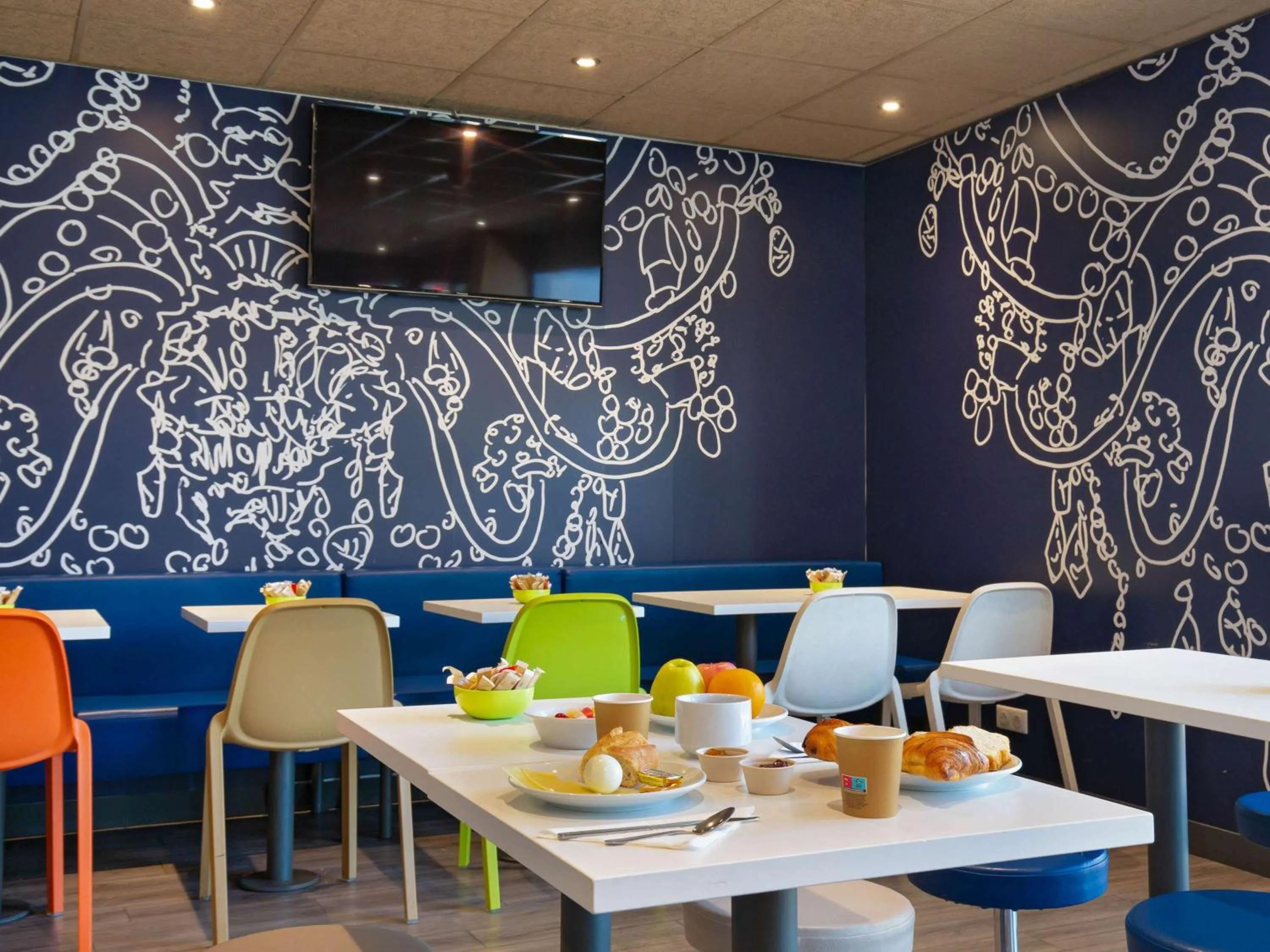 Sports in Ibis Budget Marseille Timone