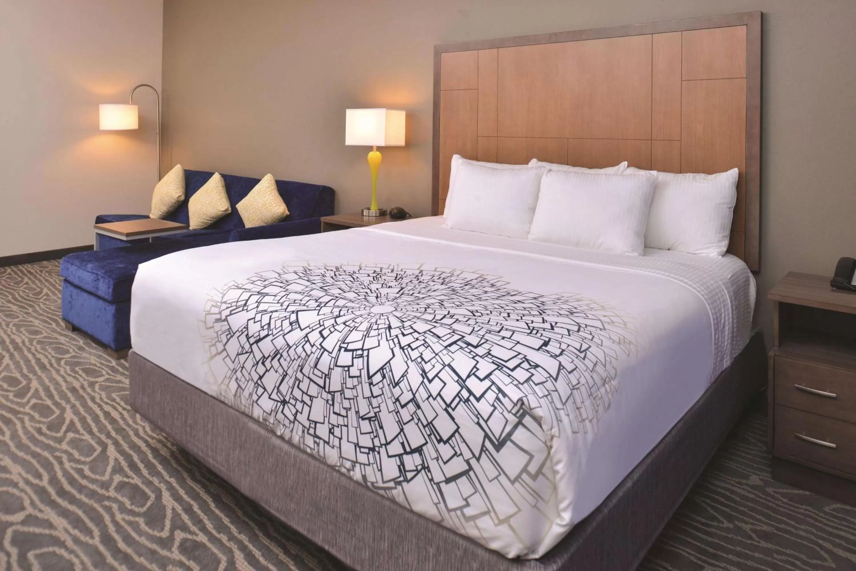 Photo of the whole room in La Quinta by Wyndham Page at Lake Powell