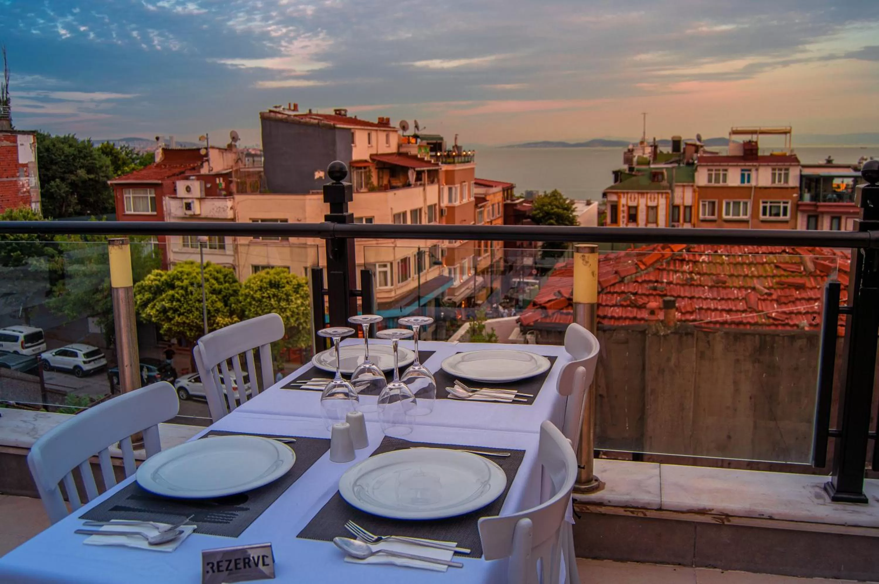 Restaurant/places to eat in Sarnic Hotel & Sarnic Premier Hotel(Ottoman Mansion)