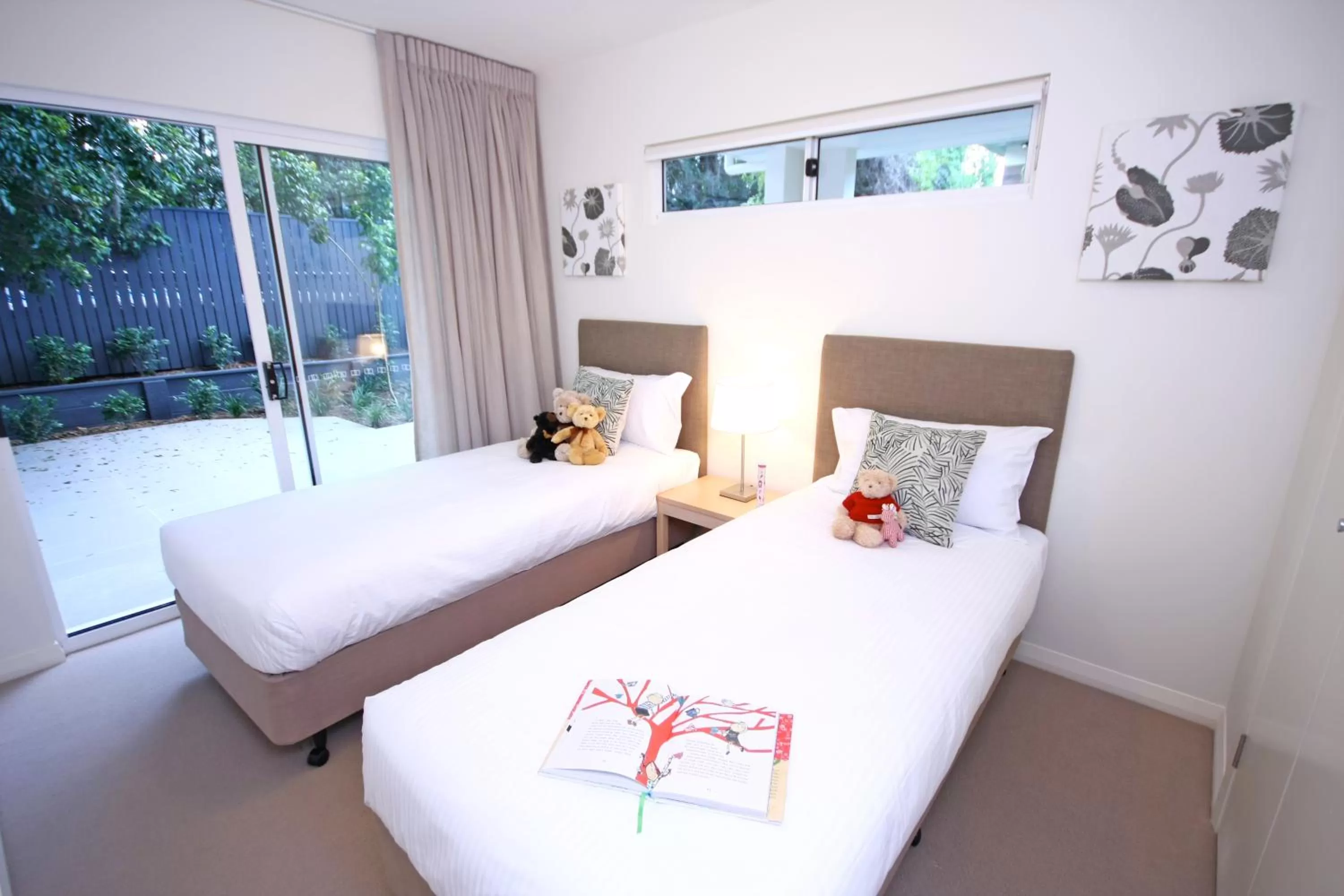 Photo of the whole room, Bed in Domain Serviced Apartments