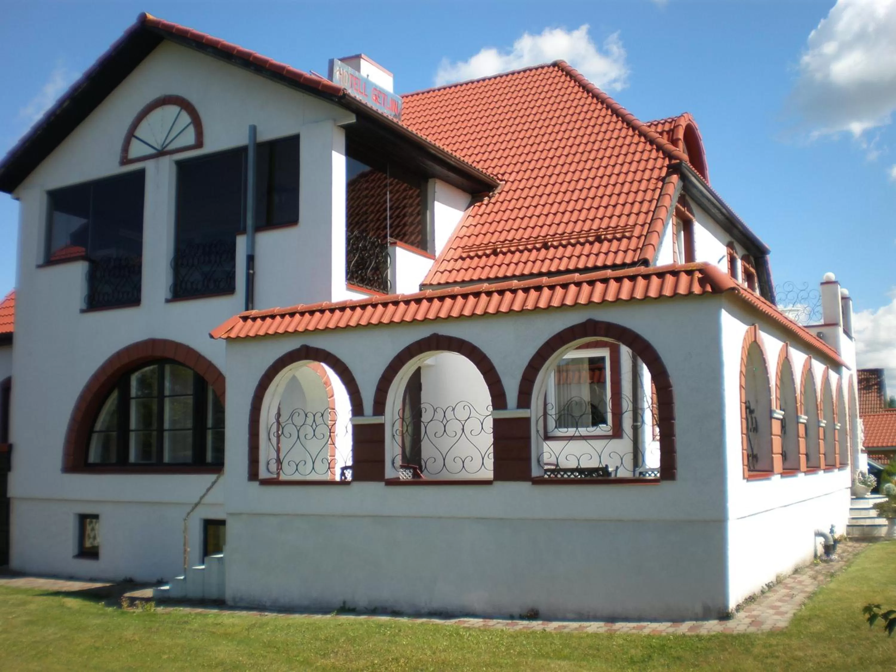 Property Building in Hotel Getliin