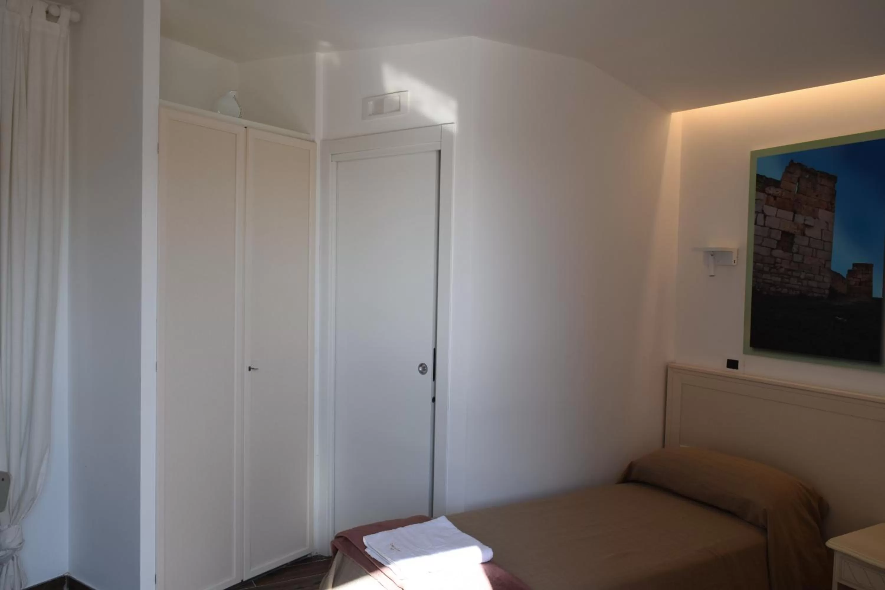 Photo of the whole room in DomuS al Corso B&B