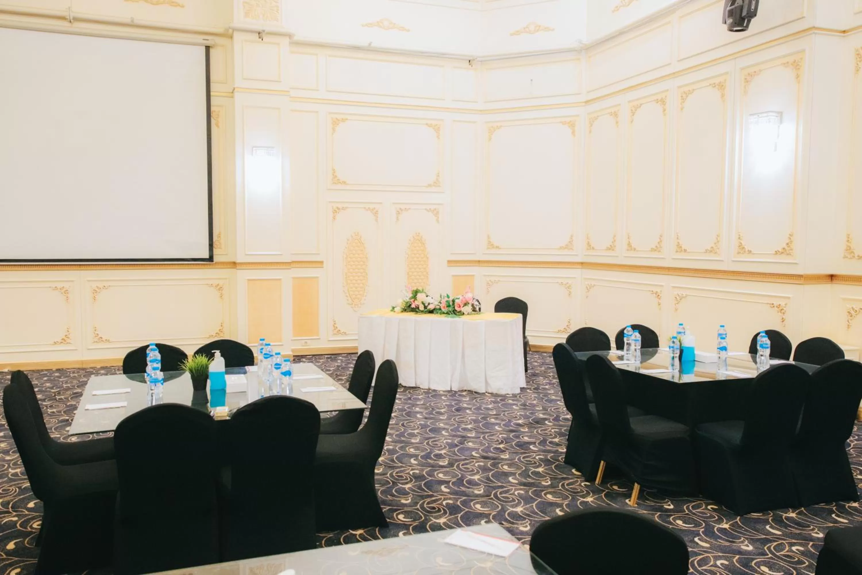Business facilities, Banquet Facilities in Aracan Portsaid